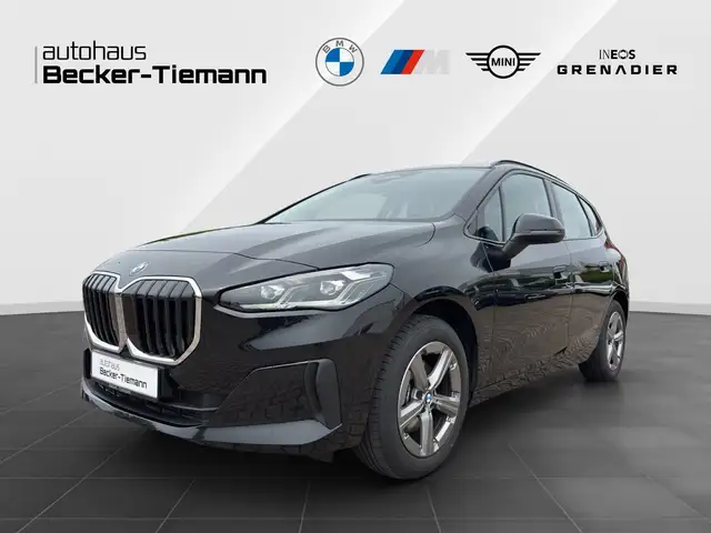 Bmw 220 i Active Tourer/ AHK/ Adapt. LED/ Komfortzugang