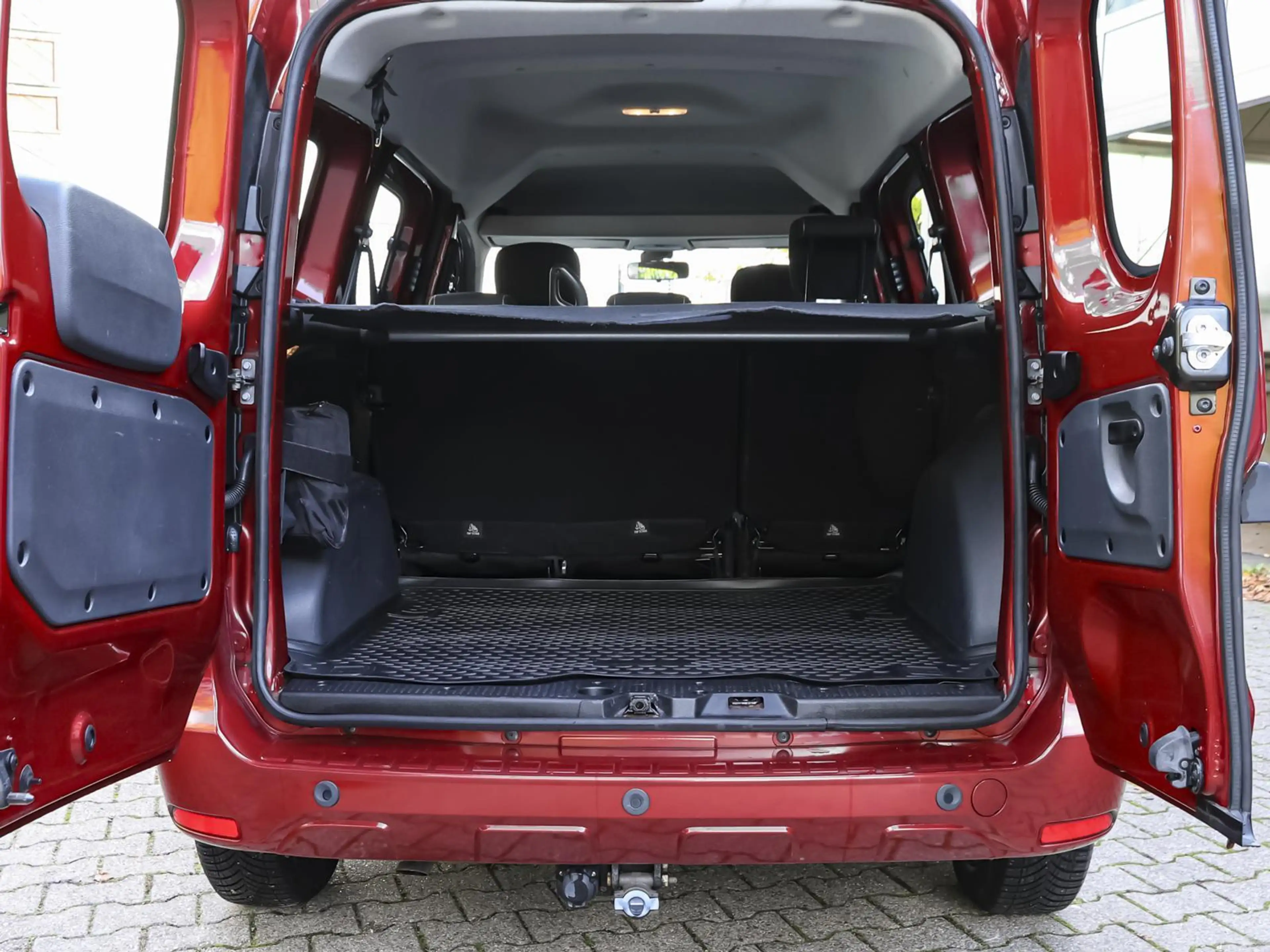 Dacia Dokker Comfort TCe 130 GPF AHK PDC NAVI — photo 8