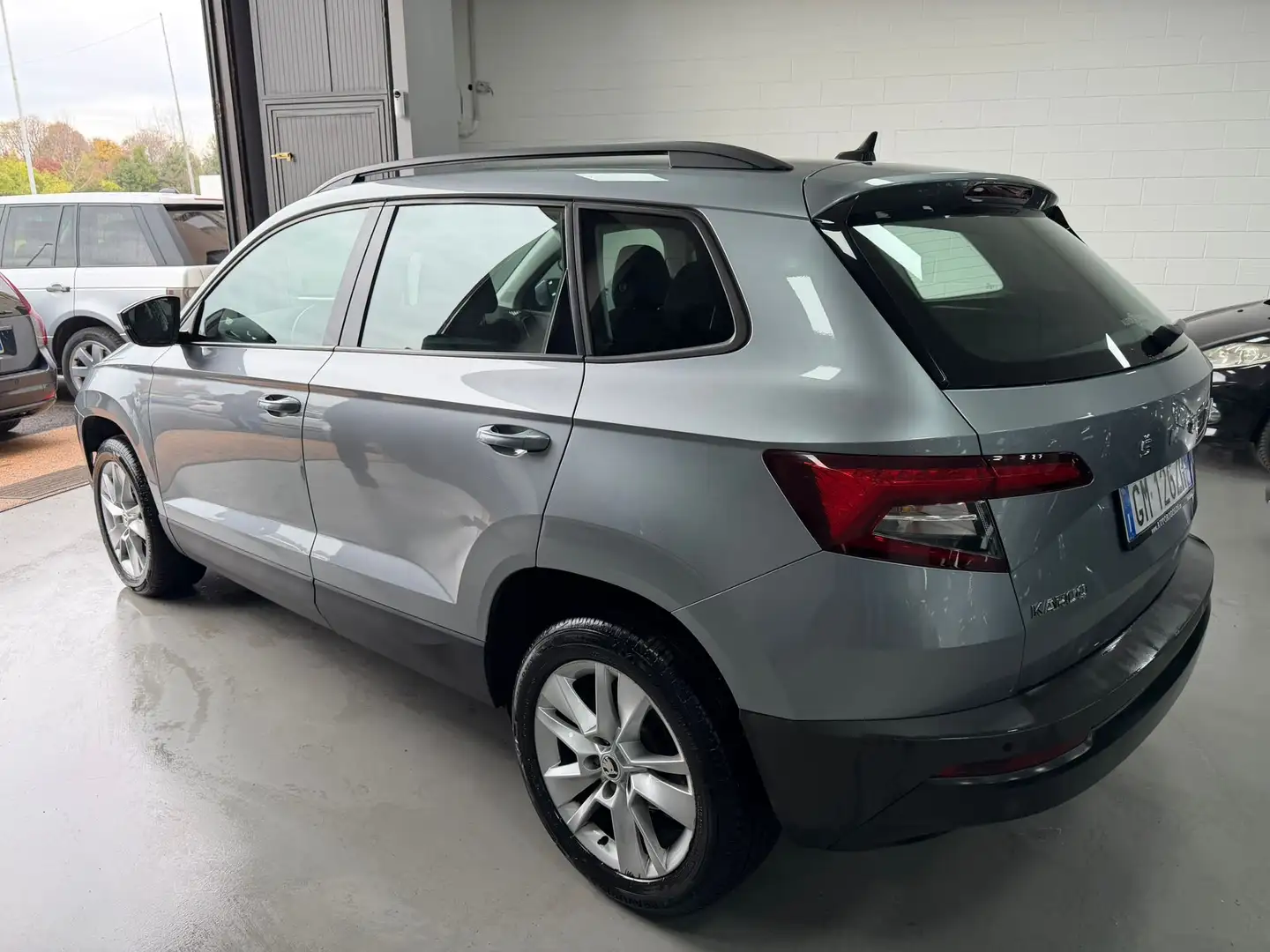 Skoda Karoq Karoq 2020 1.6 tdi Sportline dsg Grau - 2