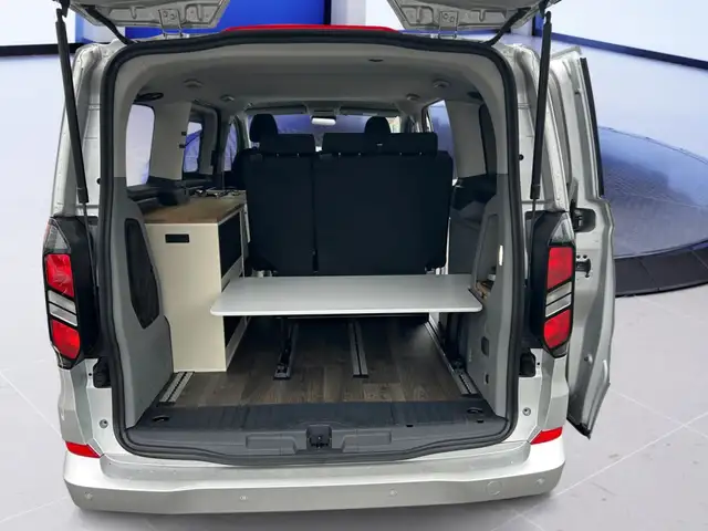 Ford Vanexxt Level view 7