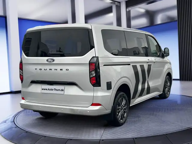 Ford Vanexxt Level view 5