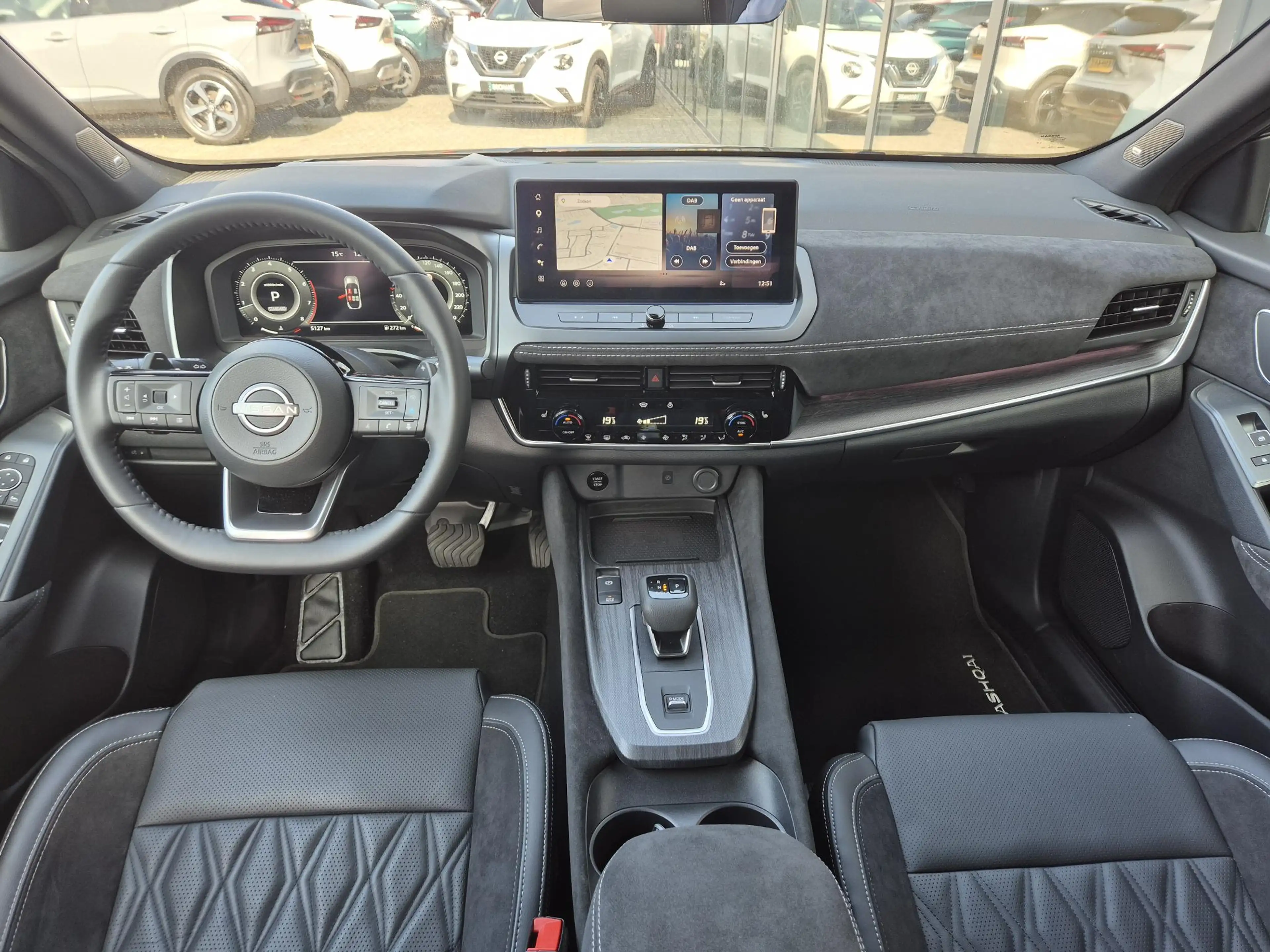 Nissan Qashqai 1.3 MHEV Xtronic Tekna Plus | Bose | Panoramadak | — photo 3