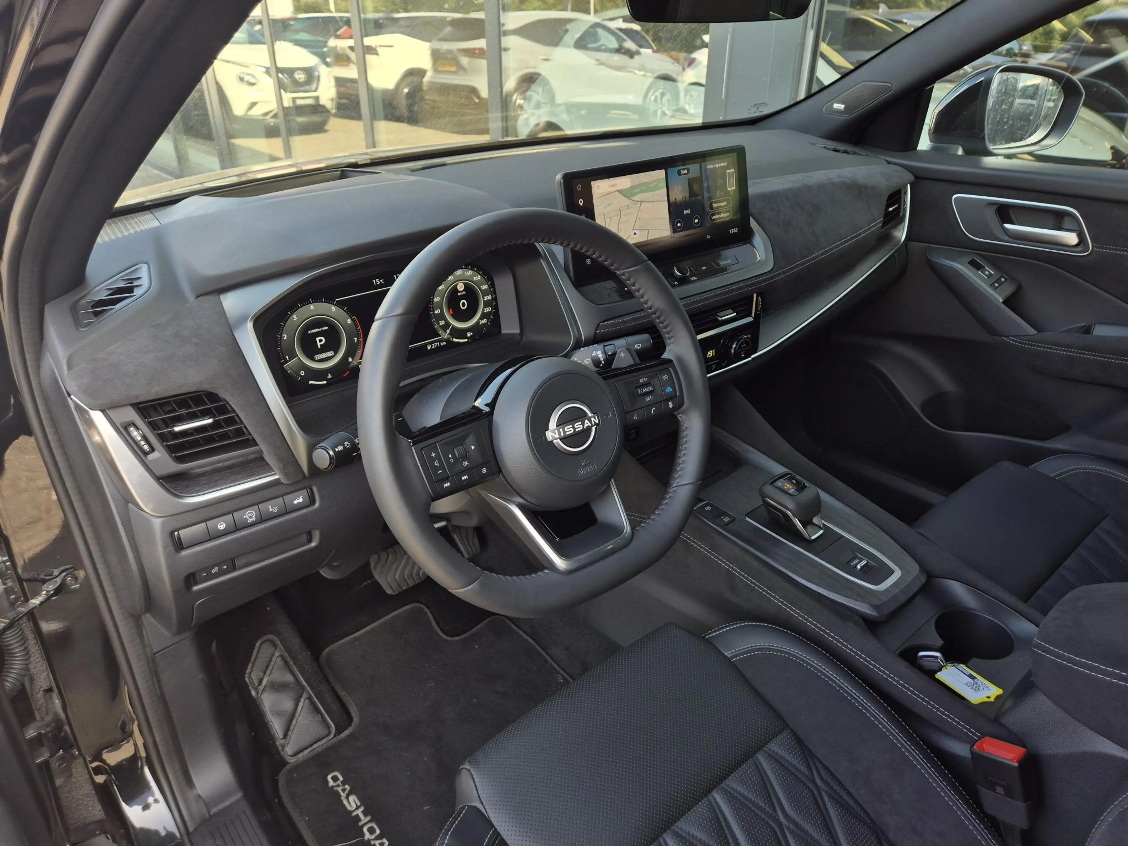 Nissan Qashqai 1.3 MHEV Xtronic Tekna Plus | Bose | Panoramadak | — photo 21