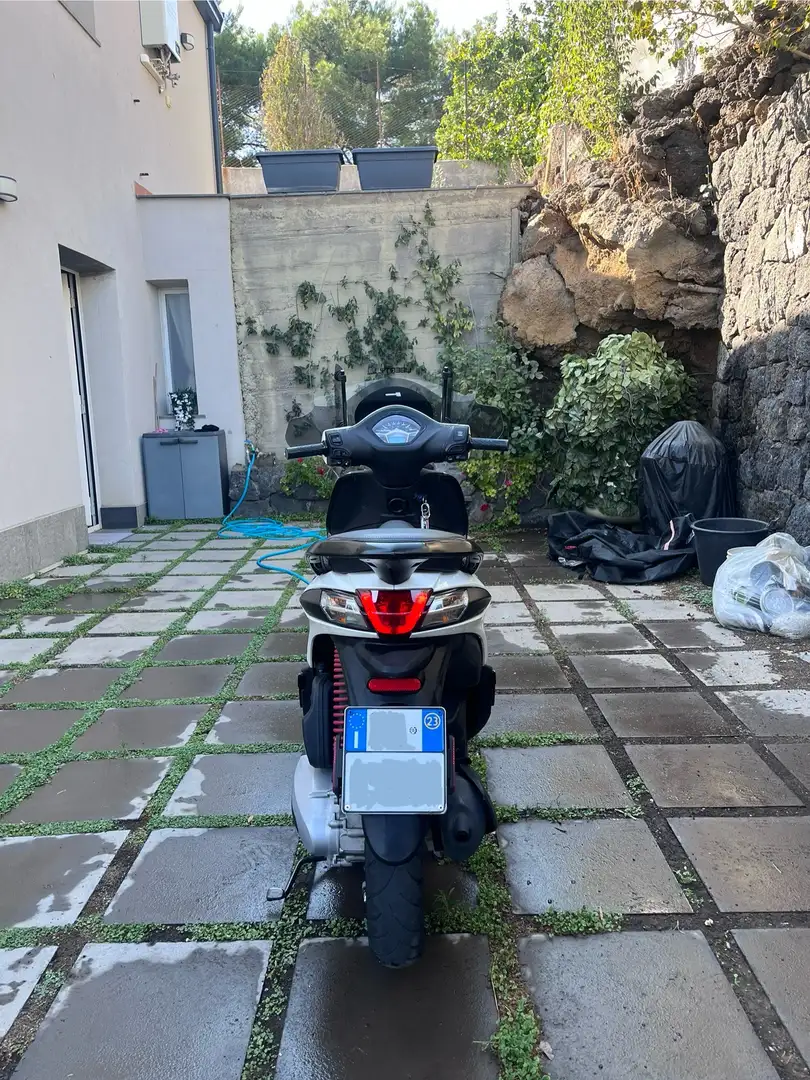 Piaggio Liberty 125 sport - 2