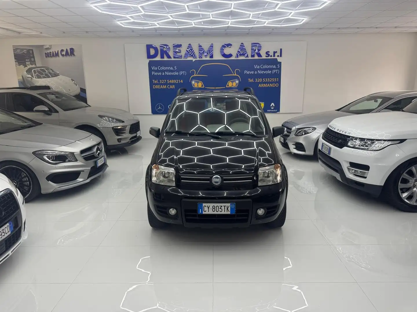 Fiat Panda Panda 1.3 mjt 16v 4x4 Glam Zwart - 2