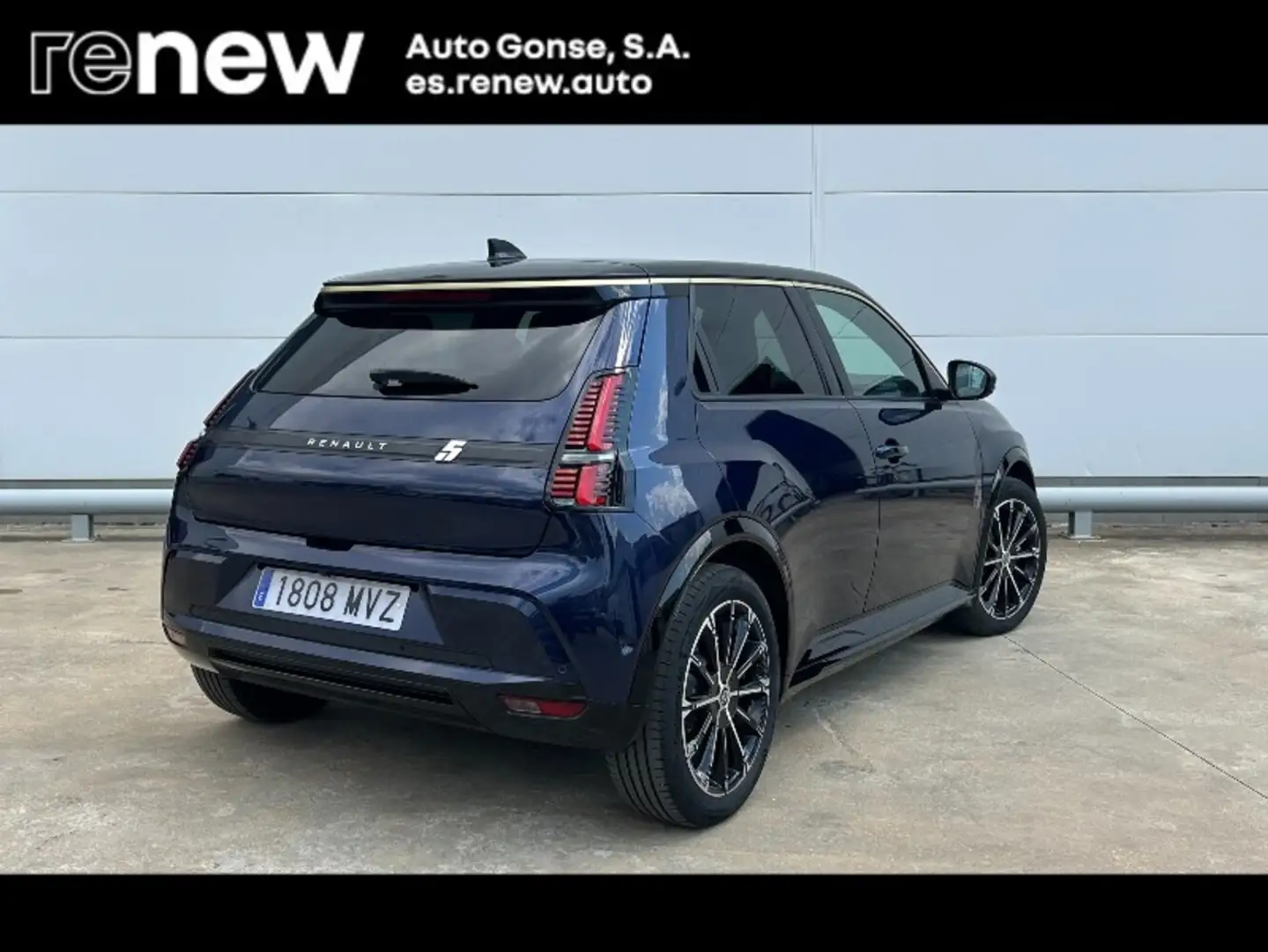 Renault Megane E-Tech 5 Iconic cinq autonomía confort 110 kW - 2