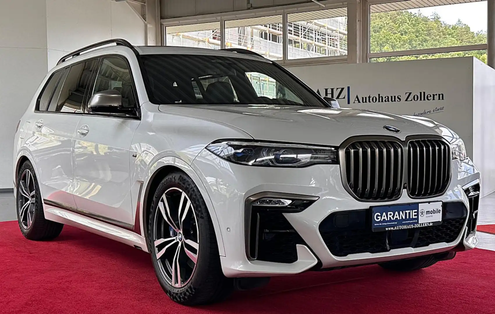 BMW X7 M 7-SITZ LASER AHK ENTERT STNDHZG H&K ACC Bílá - 1