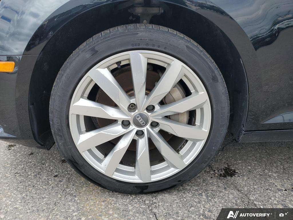 2017 Audi A4 Komfort (AWD)-LEATHER-SUNROOF-HEATED SEATS-BLUETOO thumb 6