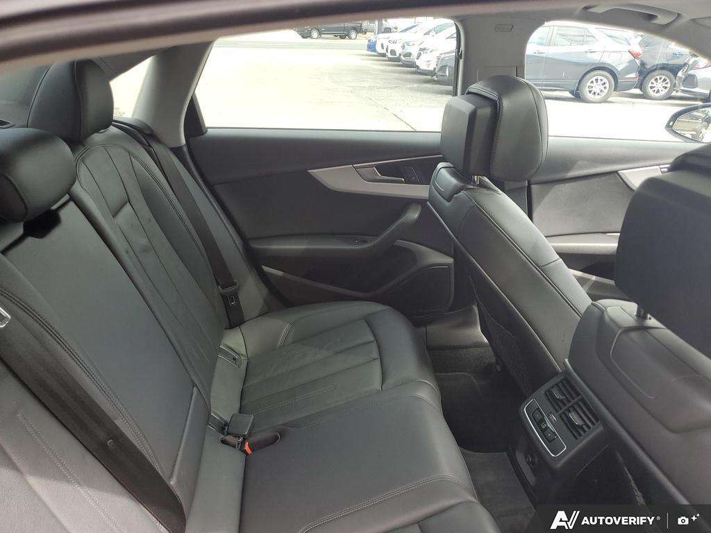 2017 Audi A4 Komfort (AWD)-LEATHER-SUNROOF-HEATED SEATS-BLUETOO thumb 23