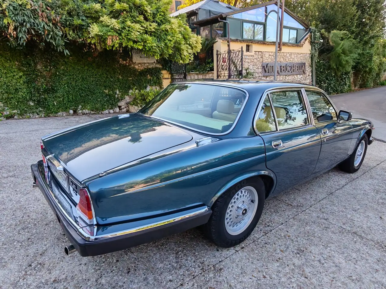 Jaguar XJ6 4.2, foto 2