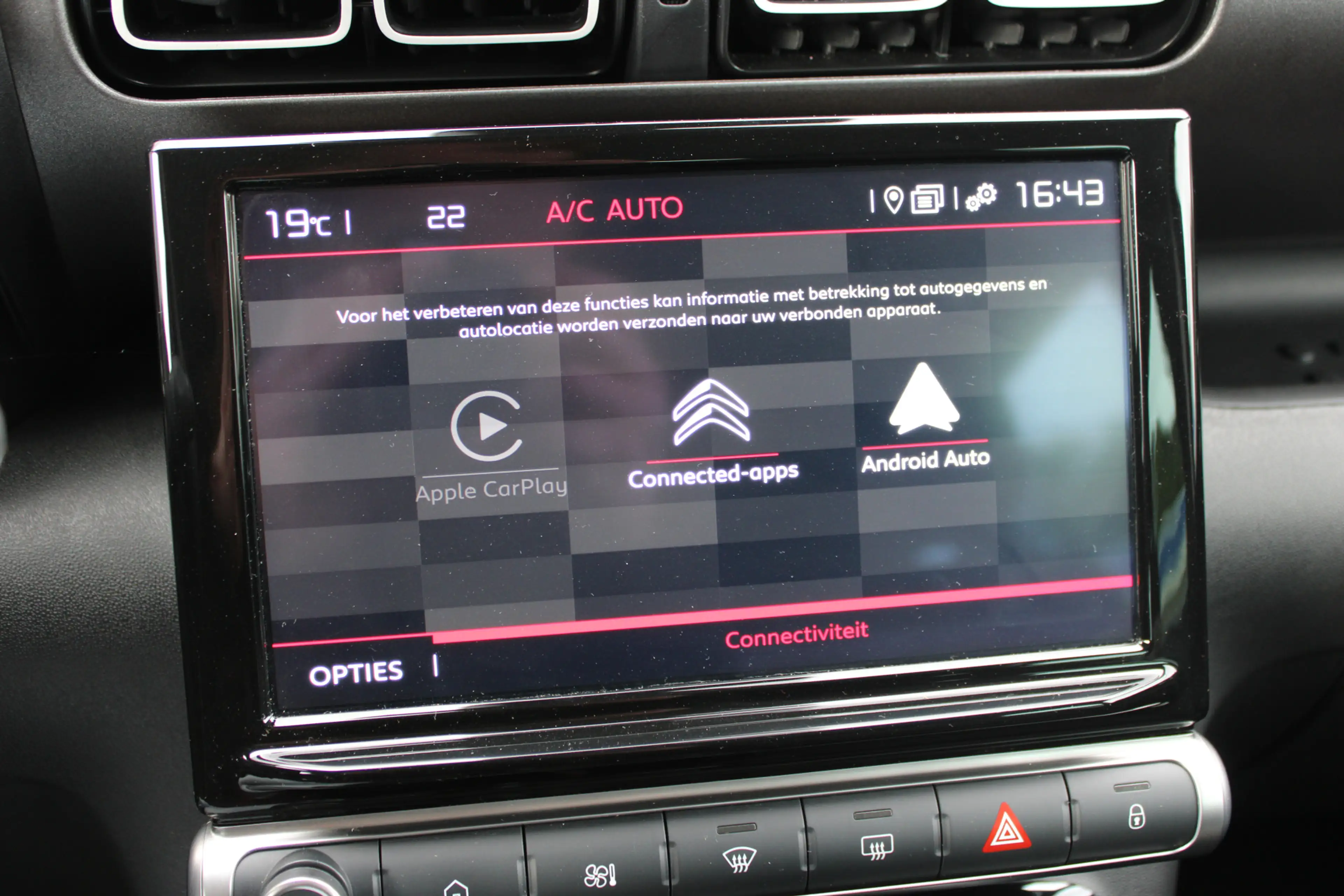 Citroen C3 Aircross 1.2 PureTech You — photo 16