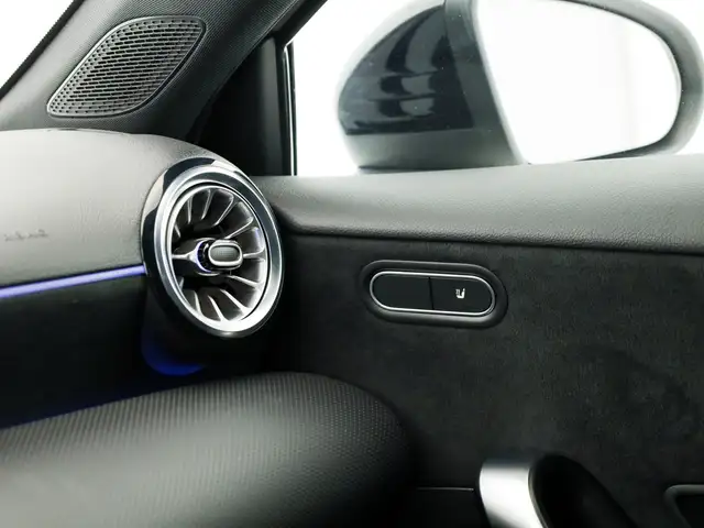 Mercedes-Benz A-Class view 14