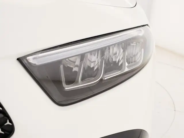 Mercedes-Benz A-Class view 8