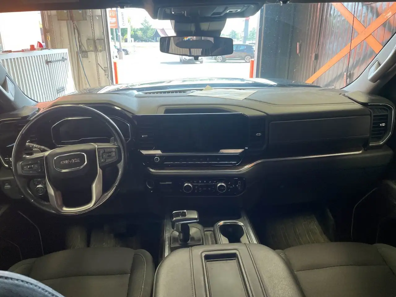 GMC Sierra 1500 снимка GMC Sierra 1500