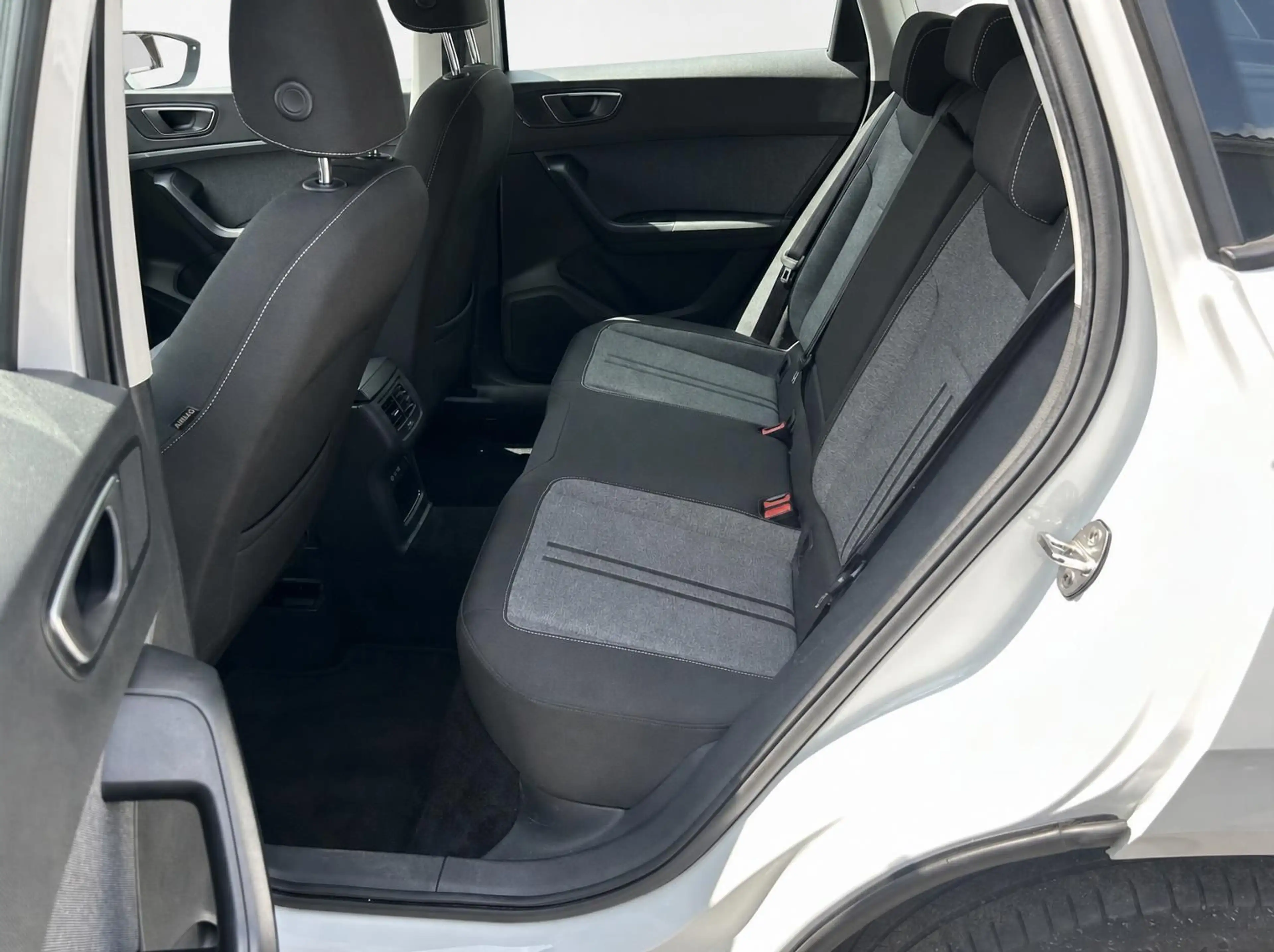 SEAT Ateca Style*DSG*NAVI*ACC*AHK*LED*SITZHEIZUNG — photo 10
