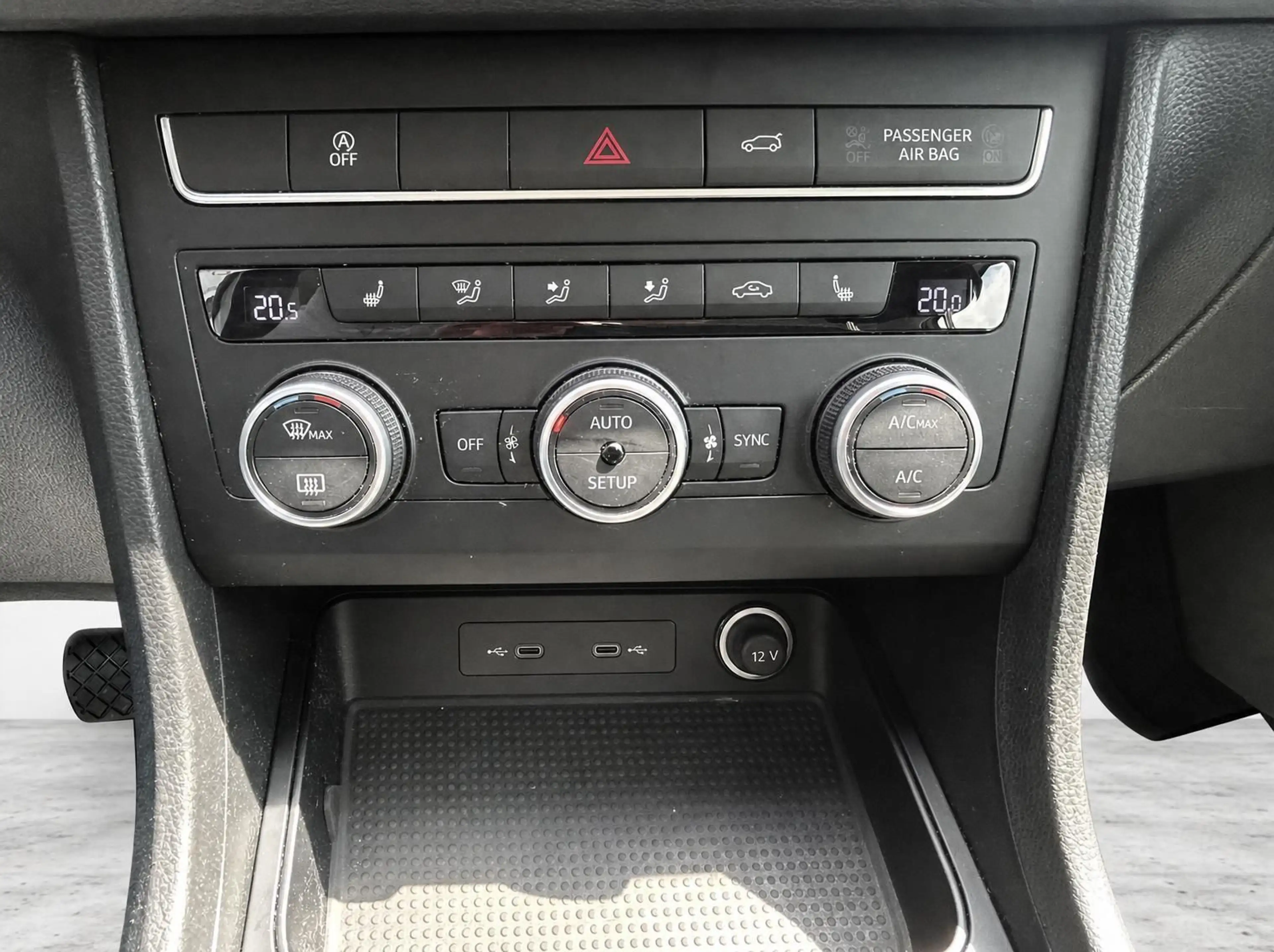 SEAT Ateca Style*DSG*NAVI*ACC*AHK*LED*SITZHEIZUNG — photo 14