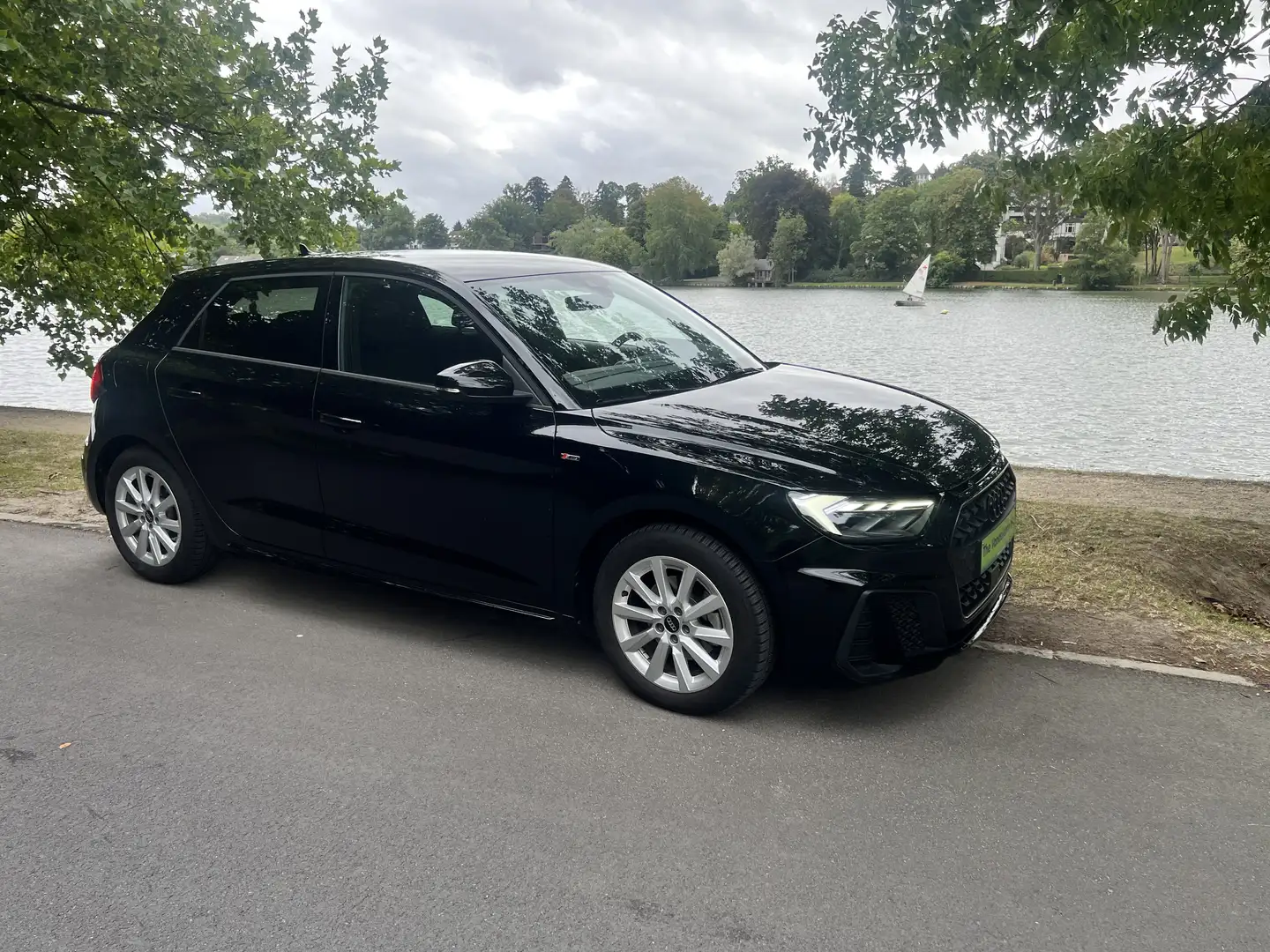 Audi A1 A1 Sportback 30 TFSI S line S tronic (EU6AP) Noir - 2