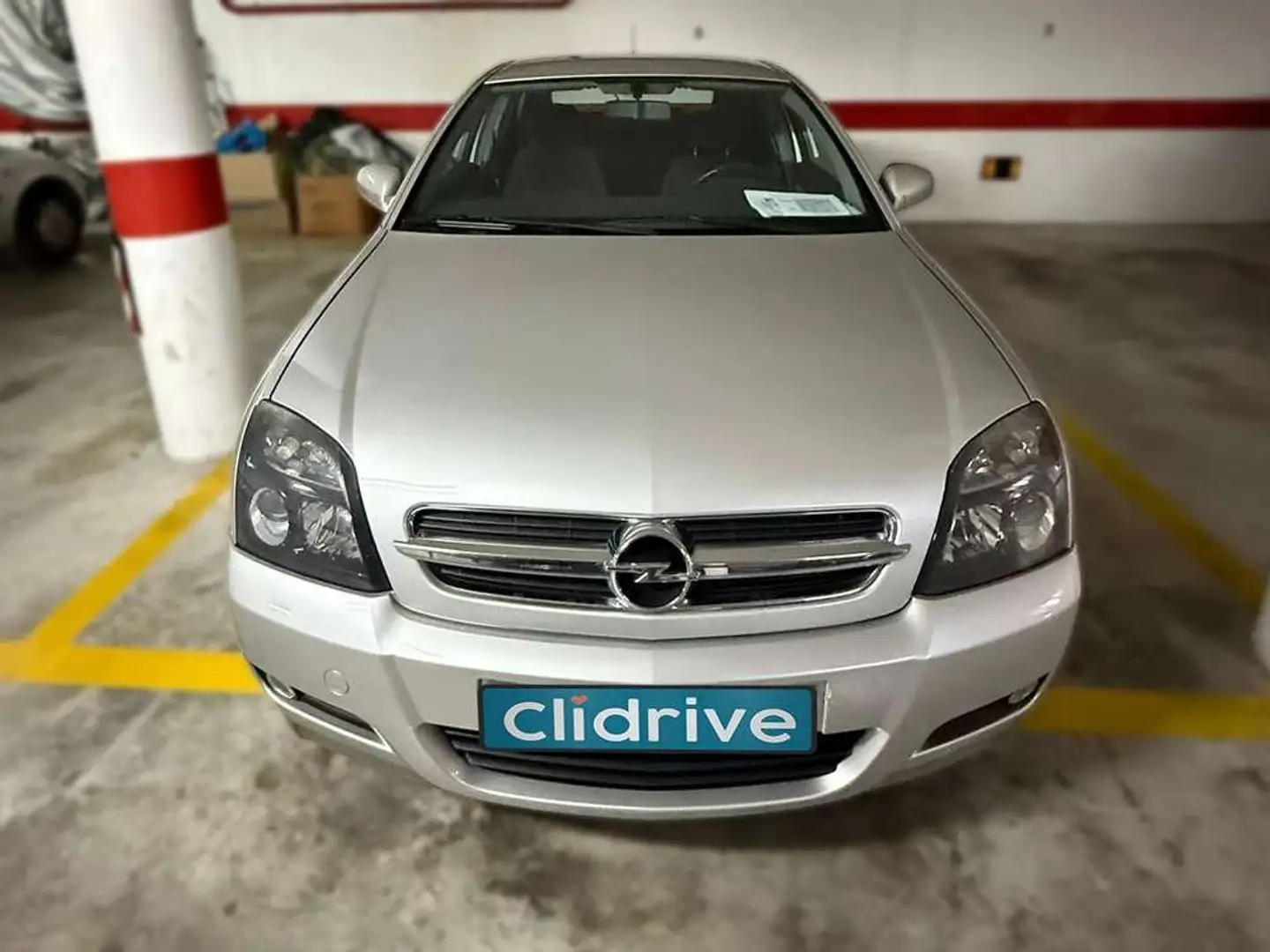 Opel Vectra 1.9CDTI 8v GTS Gris - 2