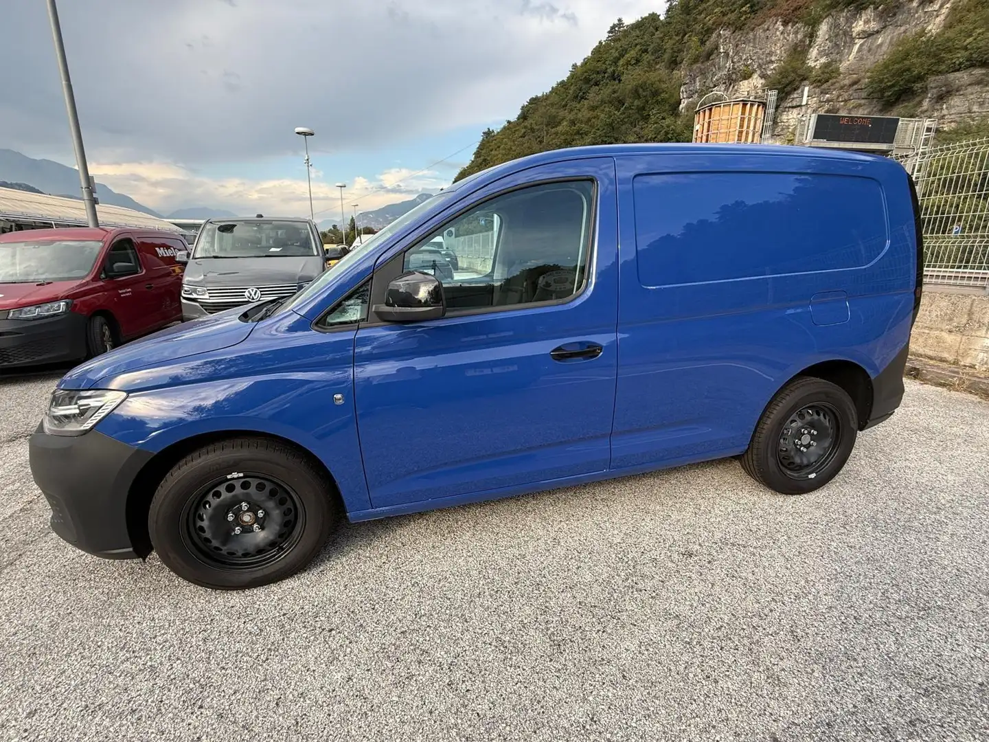 Volkswagen Caddy 2.0 TDI*KEYLESS*PDC*KAM*VIRTCO*5J.GAR+SERVI Blau - 2
