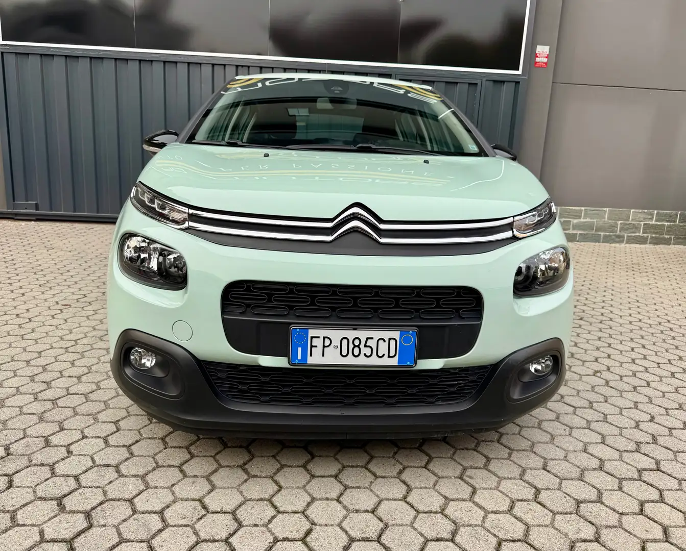 Citroen C3 Citroen C3 1.2 Benzina puretech Shine 82cv Neopate Groen - 2