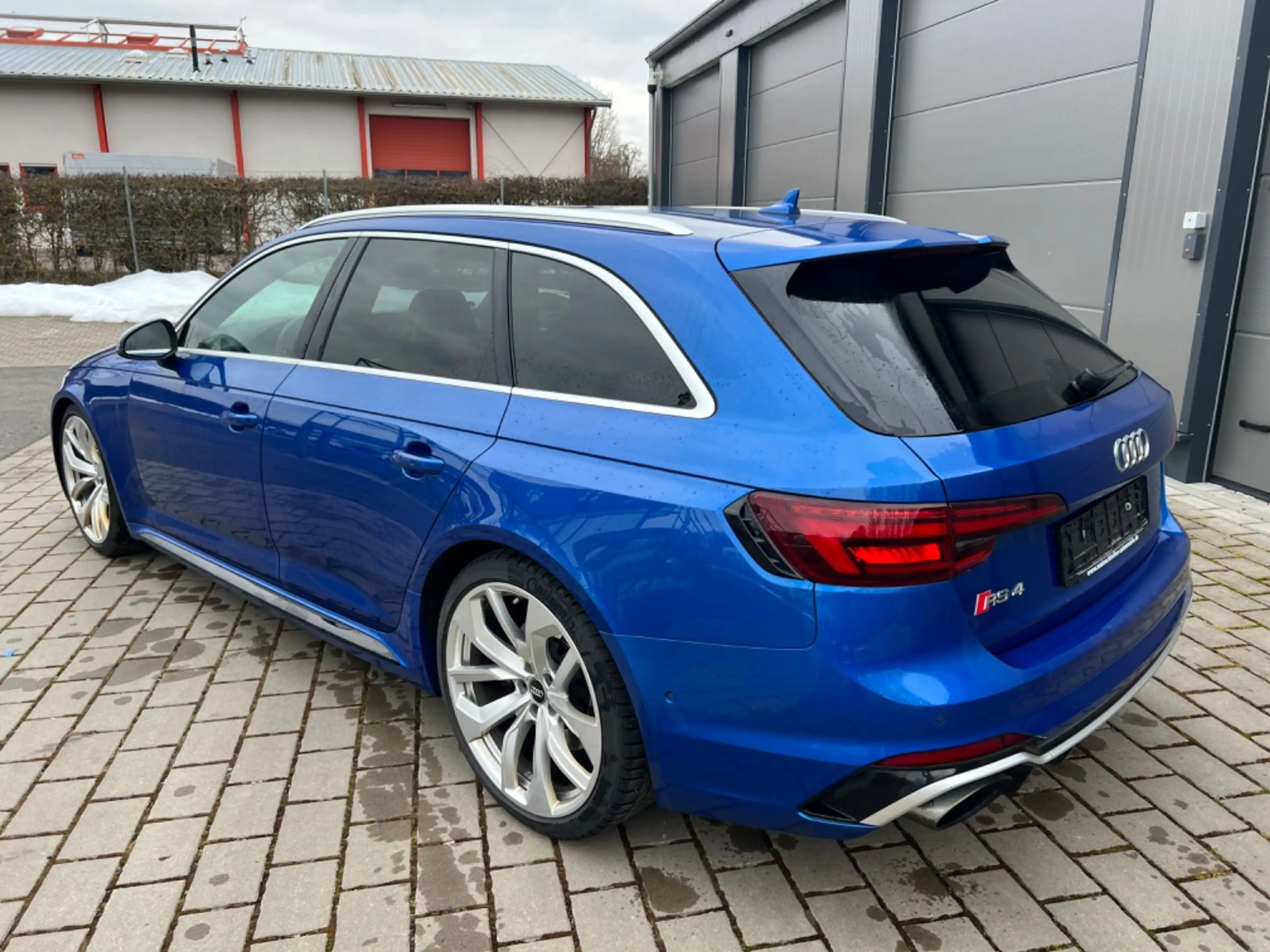 Audi RS4 B&O MATRIX Memory Massage HuD Vmax 280kmh — photo 3