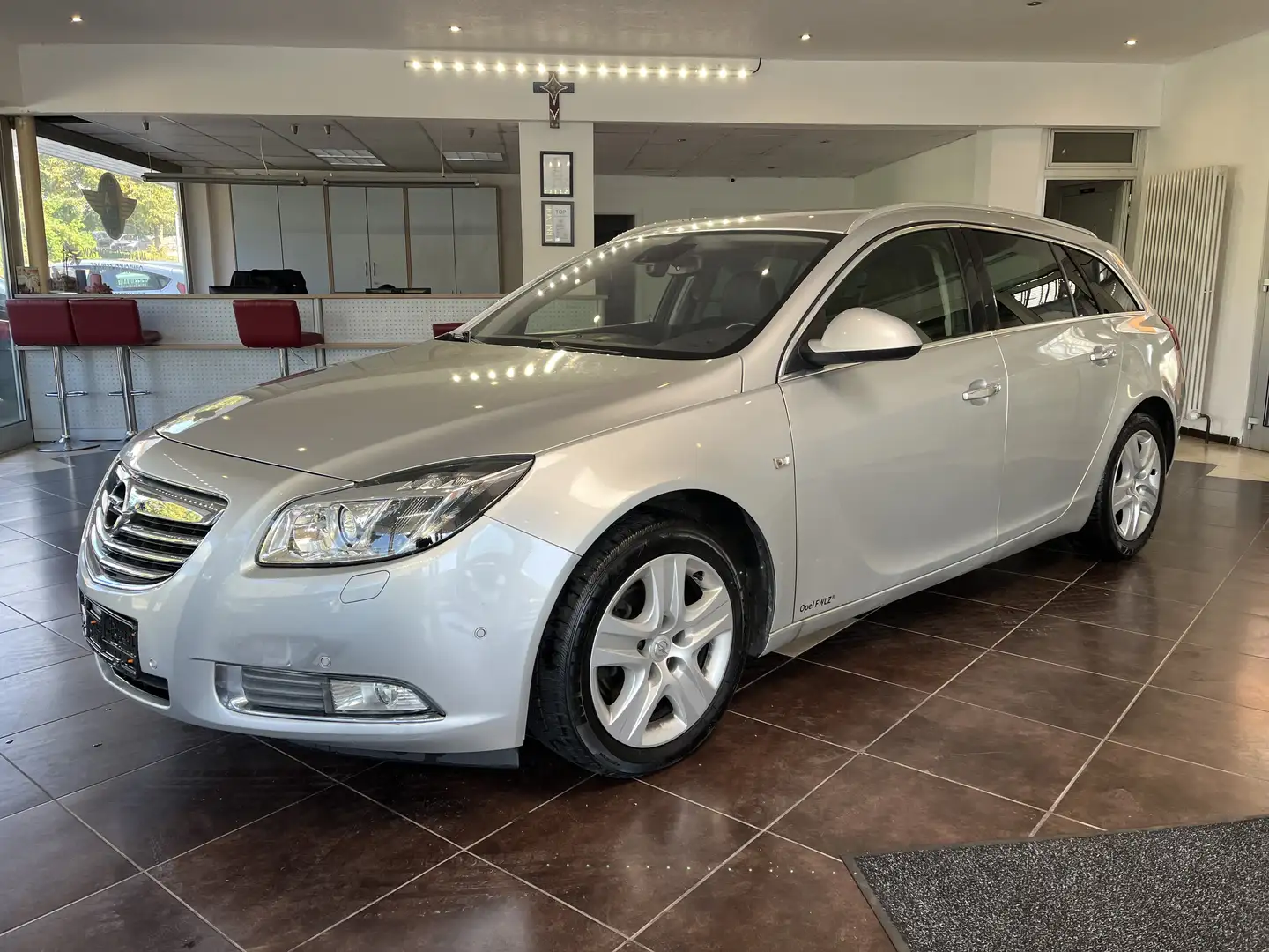 Opel Insignia Innovation*Sports TOURER*SHZ*NAVI*AHK*TOP Grau - 1