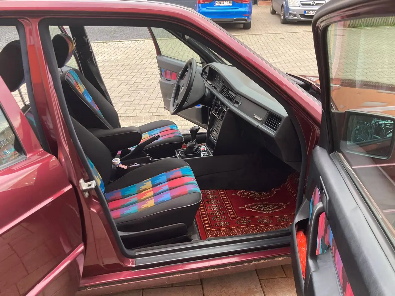 Mercedes-Benz 190 E 1.8 Avantgarde rosso, foto 10