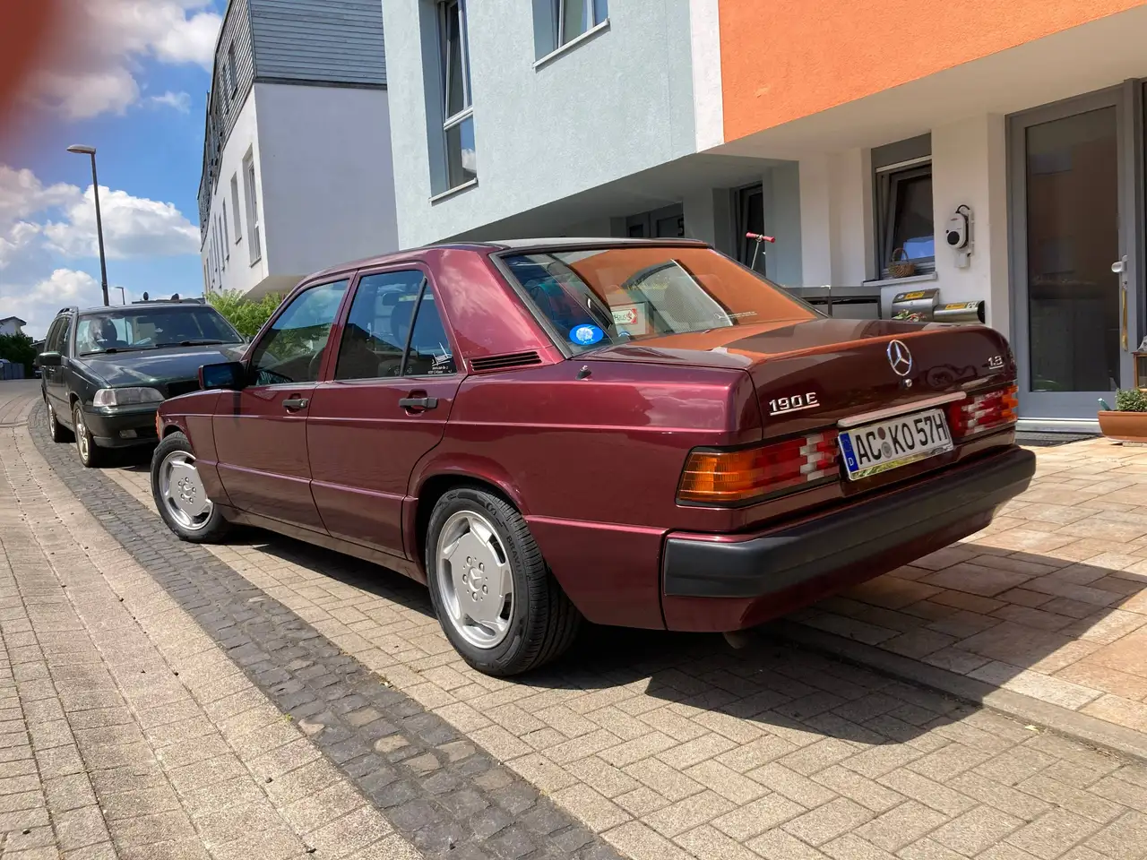 Mercedes-Benz 190 E 1.8 Avantgarde rosso, foto 7