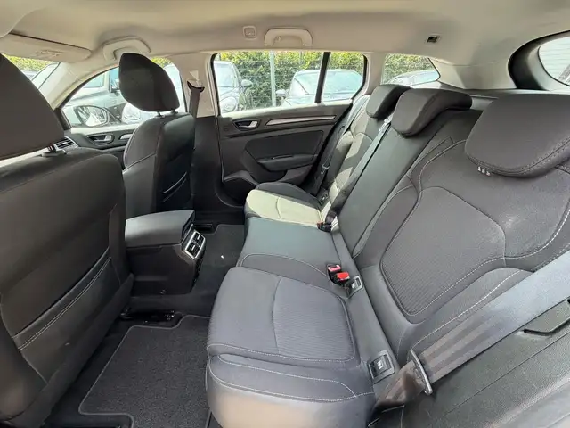 Renault Megane E-Tech view 11