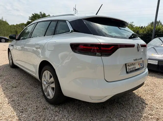 Renault Megane E-Tech view 6