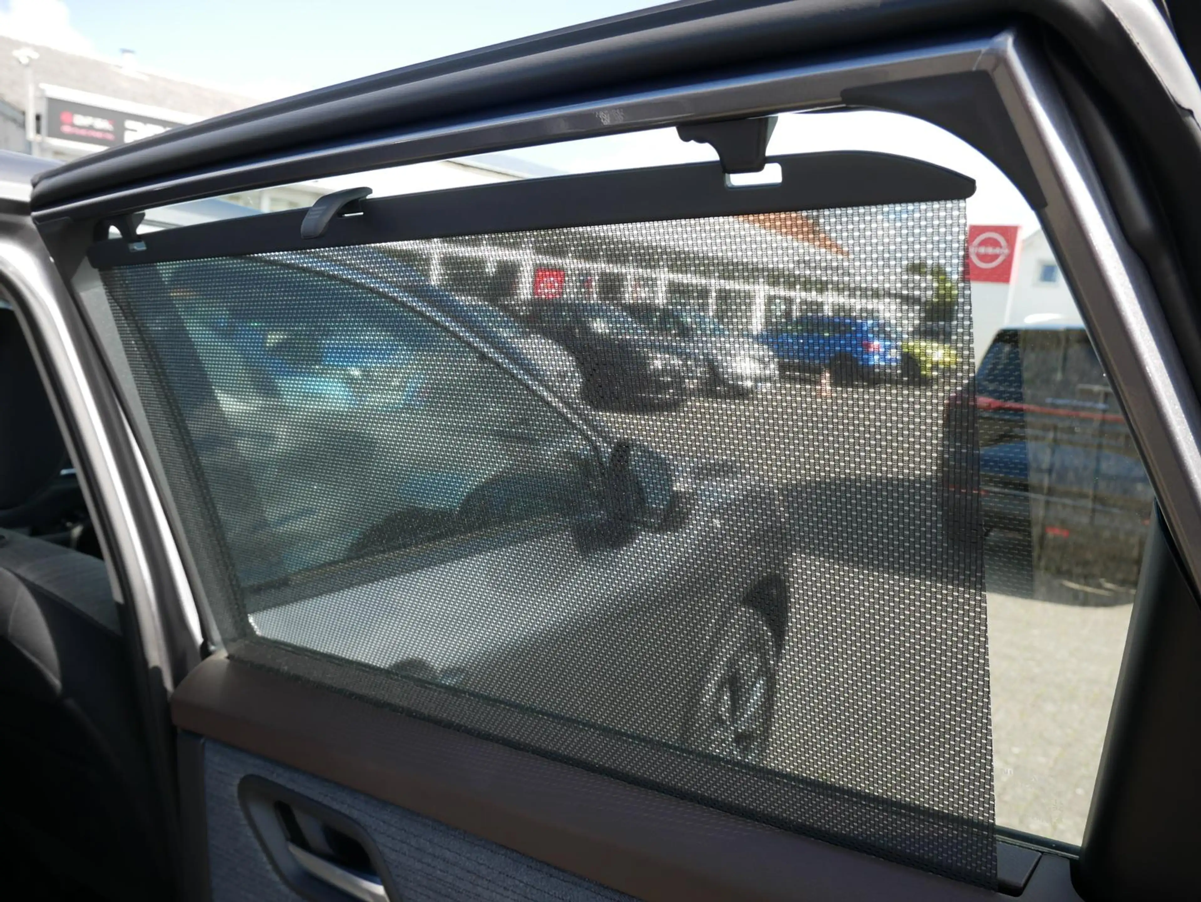 Nissan X-Trail 1,3 DIG-T Acenta Automatik ALU Metallic — photo 8