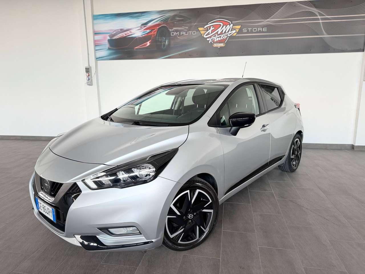 Nissan Micra Micra V 2017 1.0 ig-t Visia 92cv