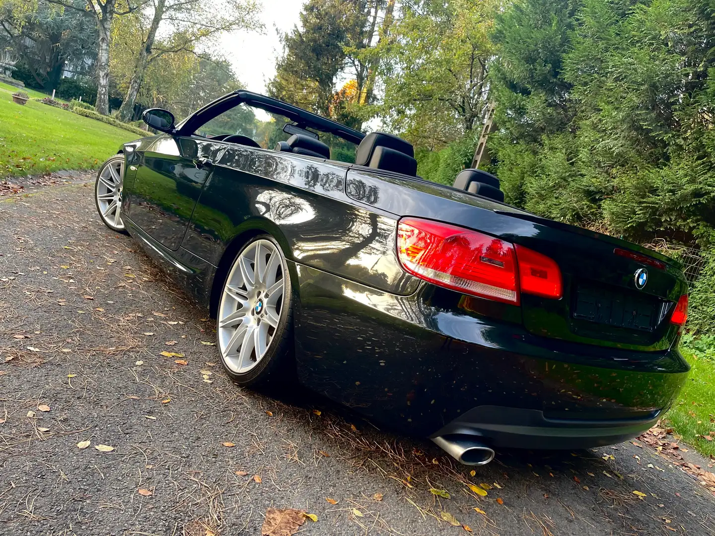BMW 320 d * Full Pack M* 129.000 Km * État Neuf *19”! Noir - 2