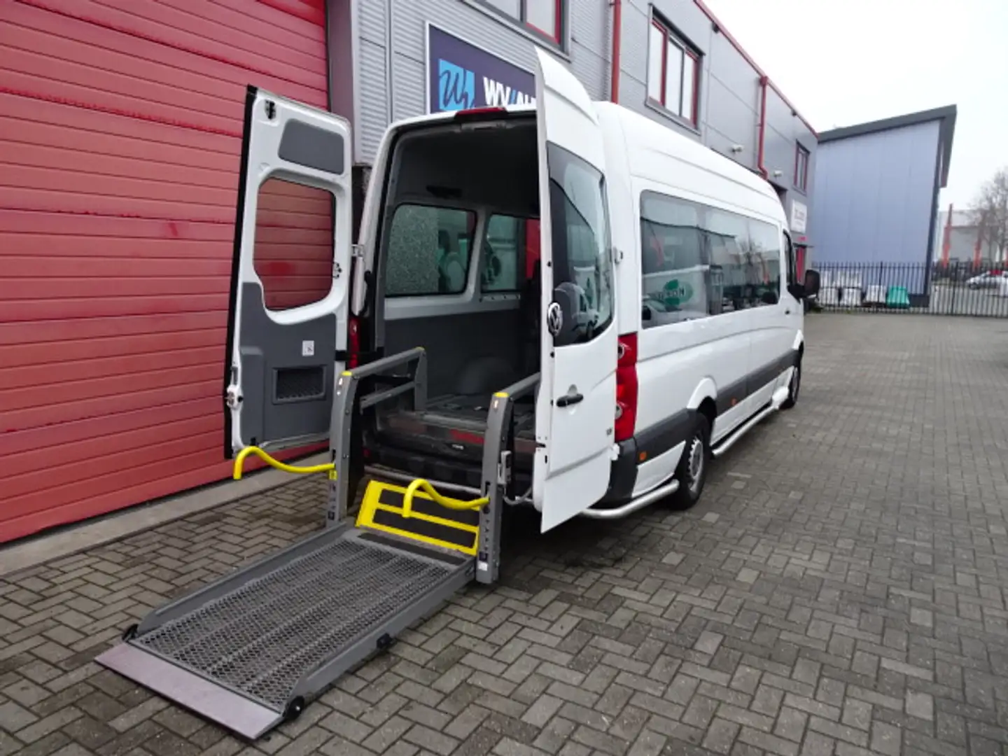 Volkswagen Crafter 35 2.0 TDI L3H2 BM 9 pers maxi rolstoellift airco White - 2