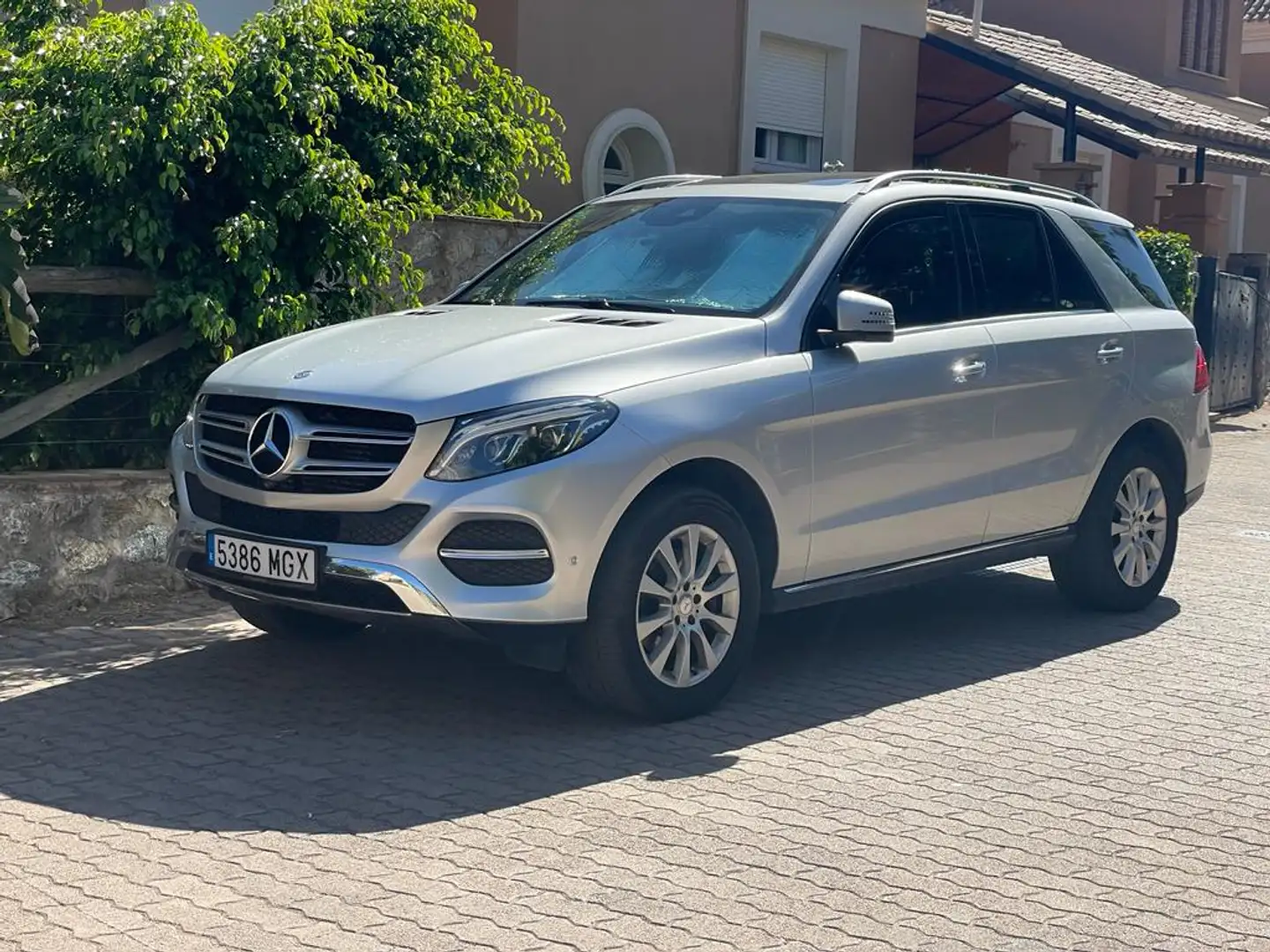 Mercedes-Benz GLE 350 350d 4Matic Aut. Gris - 1