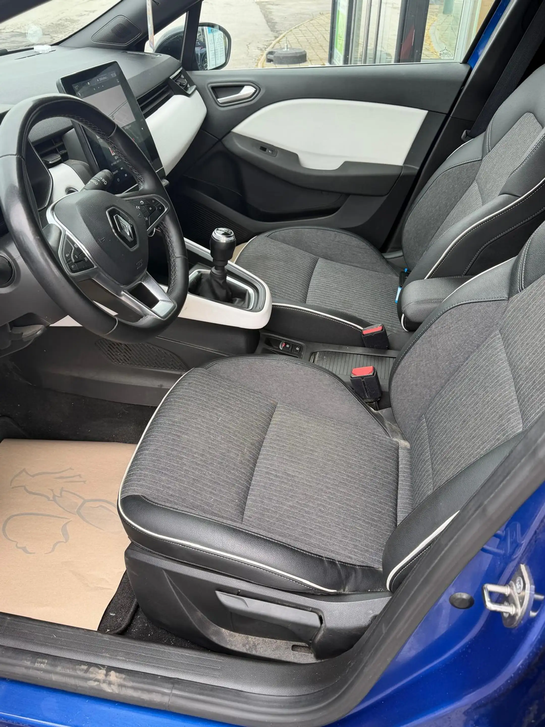 Renault Clio Clio 1.5 Blue dCi Techno — photo 5