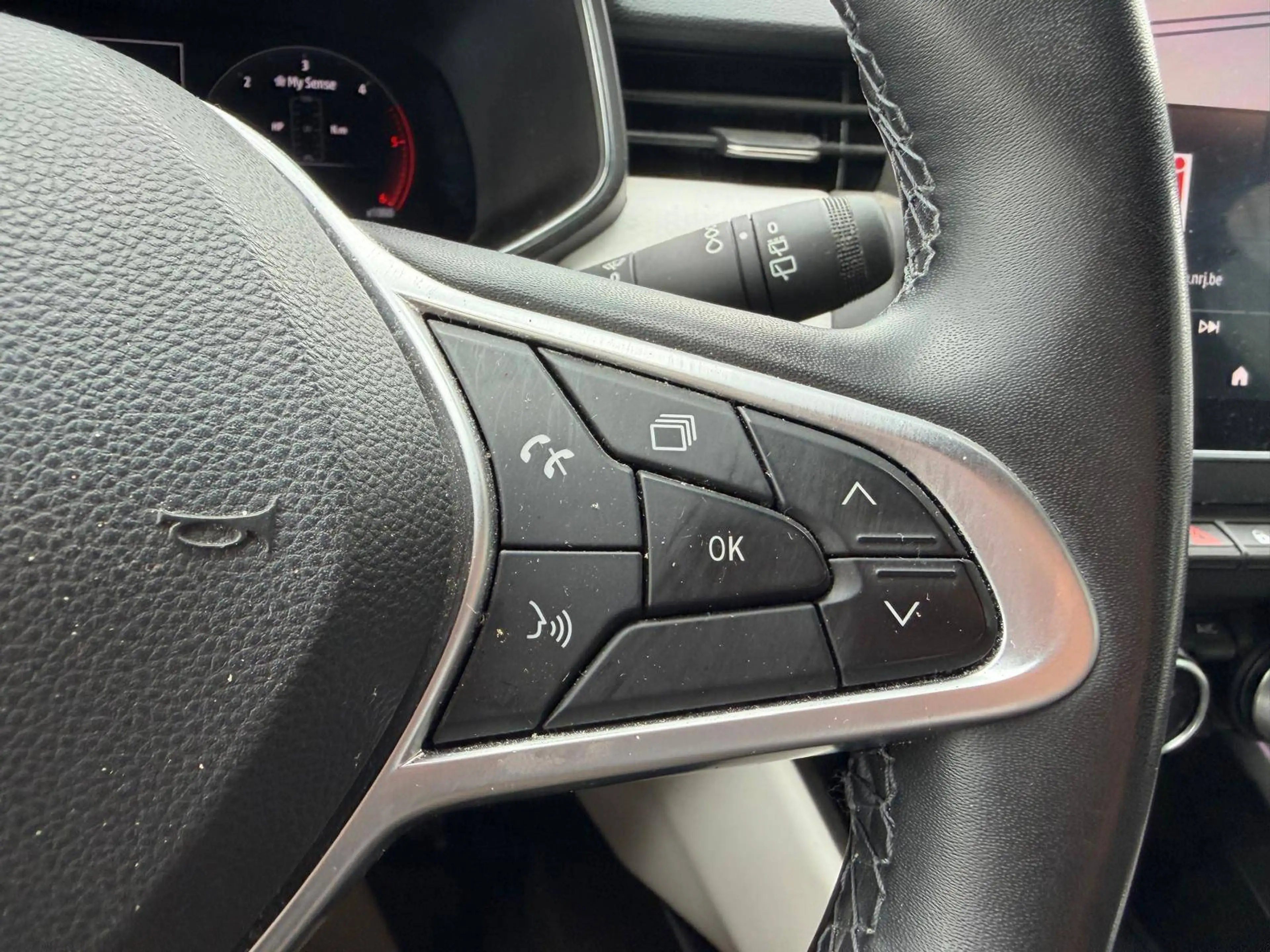 Renault Clio Clio 1.5 Blue dCi Techno — photo 10