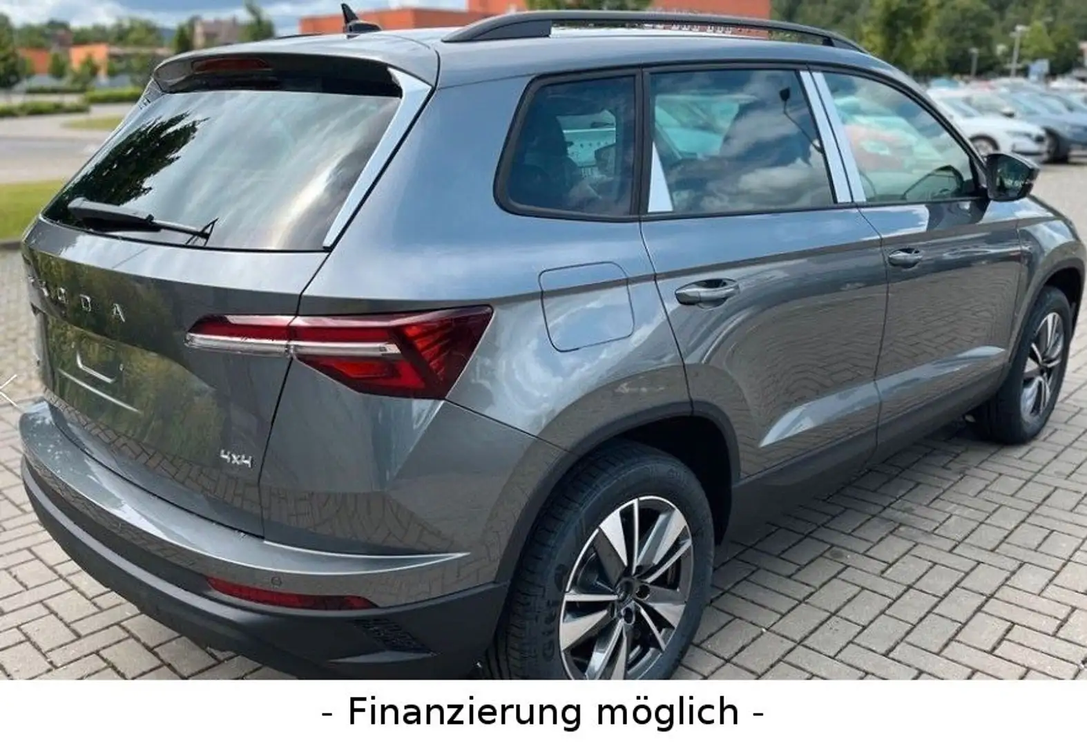 Skoda Karoq 2.0 TDI / DSG / 4x4 / 130 Jahre /  AHK Grijs - 2
