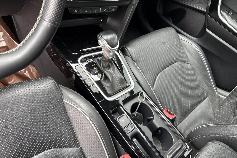 Kia ProCeed / pro_cee'd Gt line — photo 15