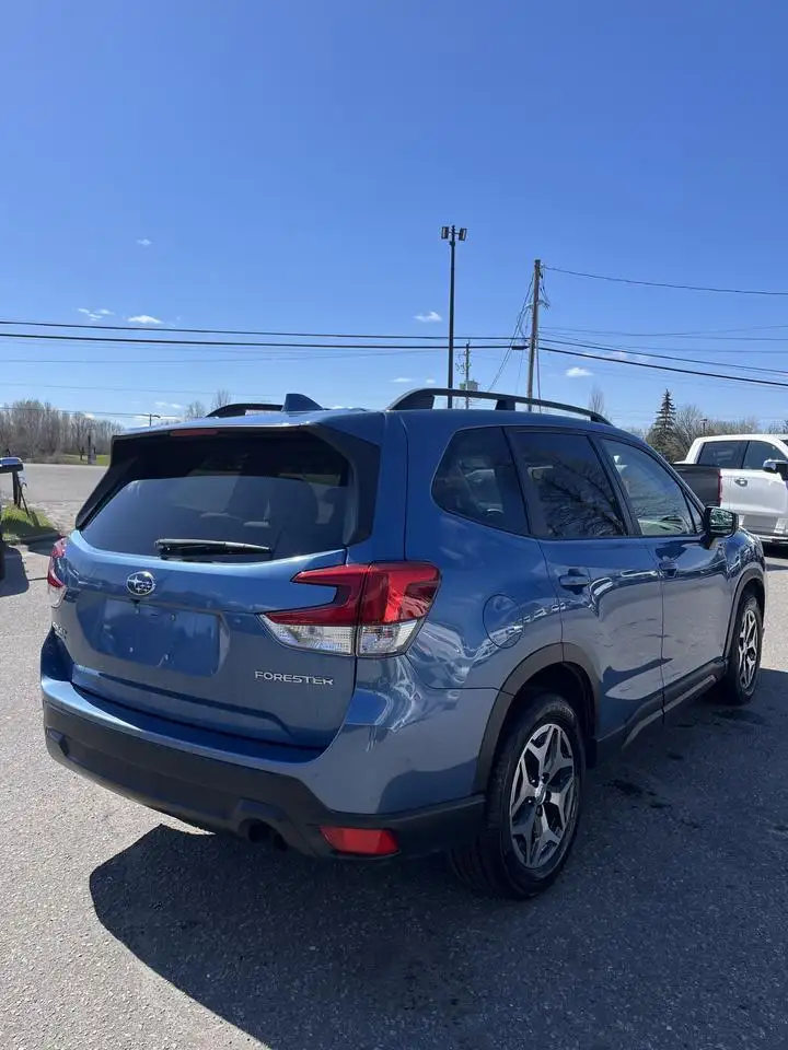 Subaru Forester снимка Subaru Forester