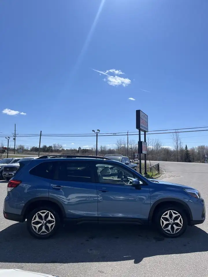 Subaru Forester снимка Subaru Forester