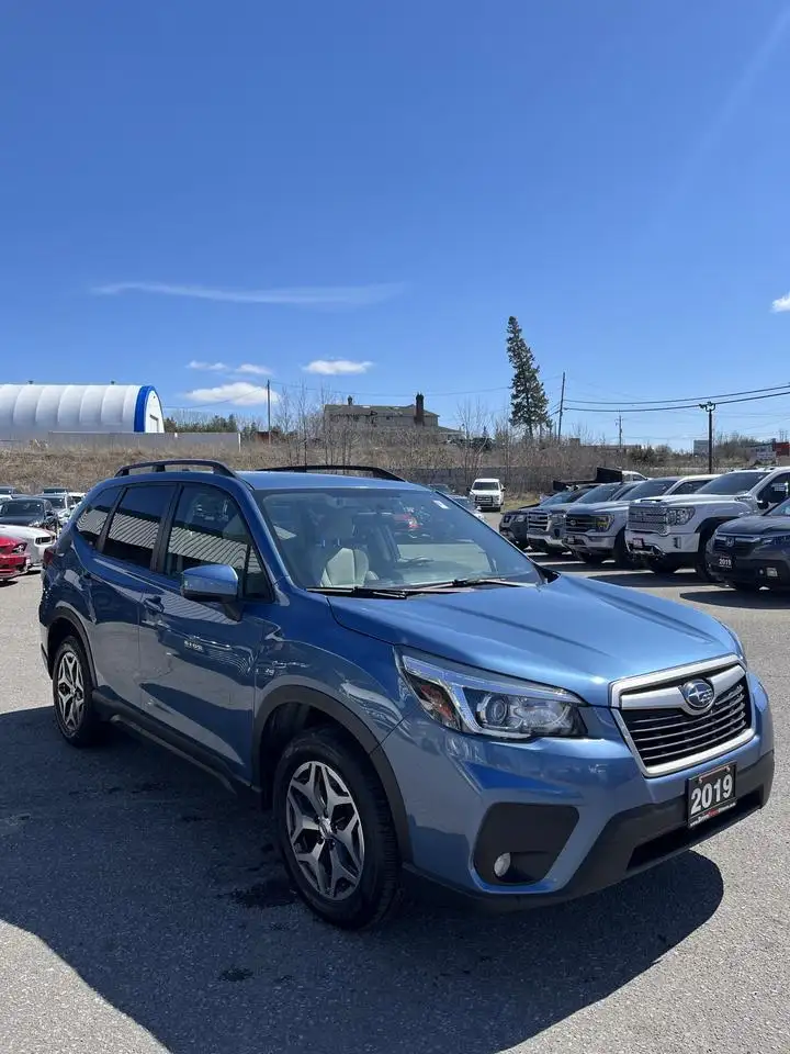 Subaru Forester снимка Subaru Forester