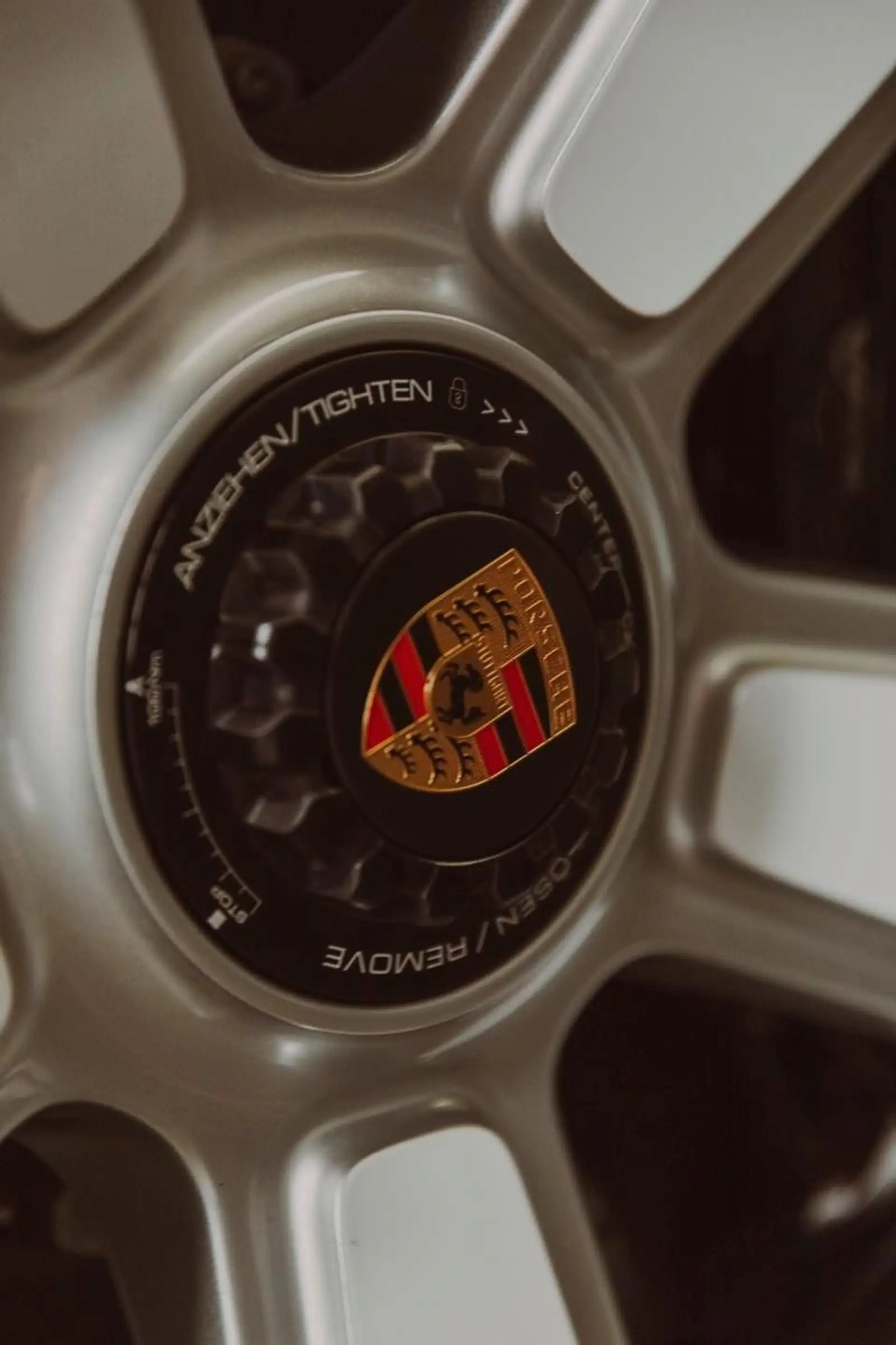 Porsche 911 Turbo 50 Jahre Heritage, 360, Burmester, PTS — photo 8