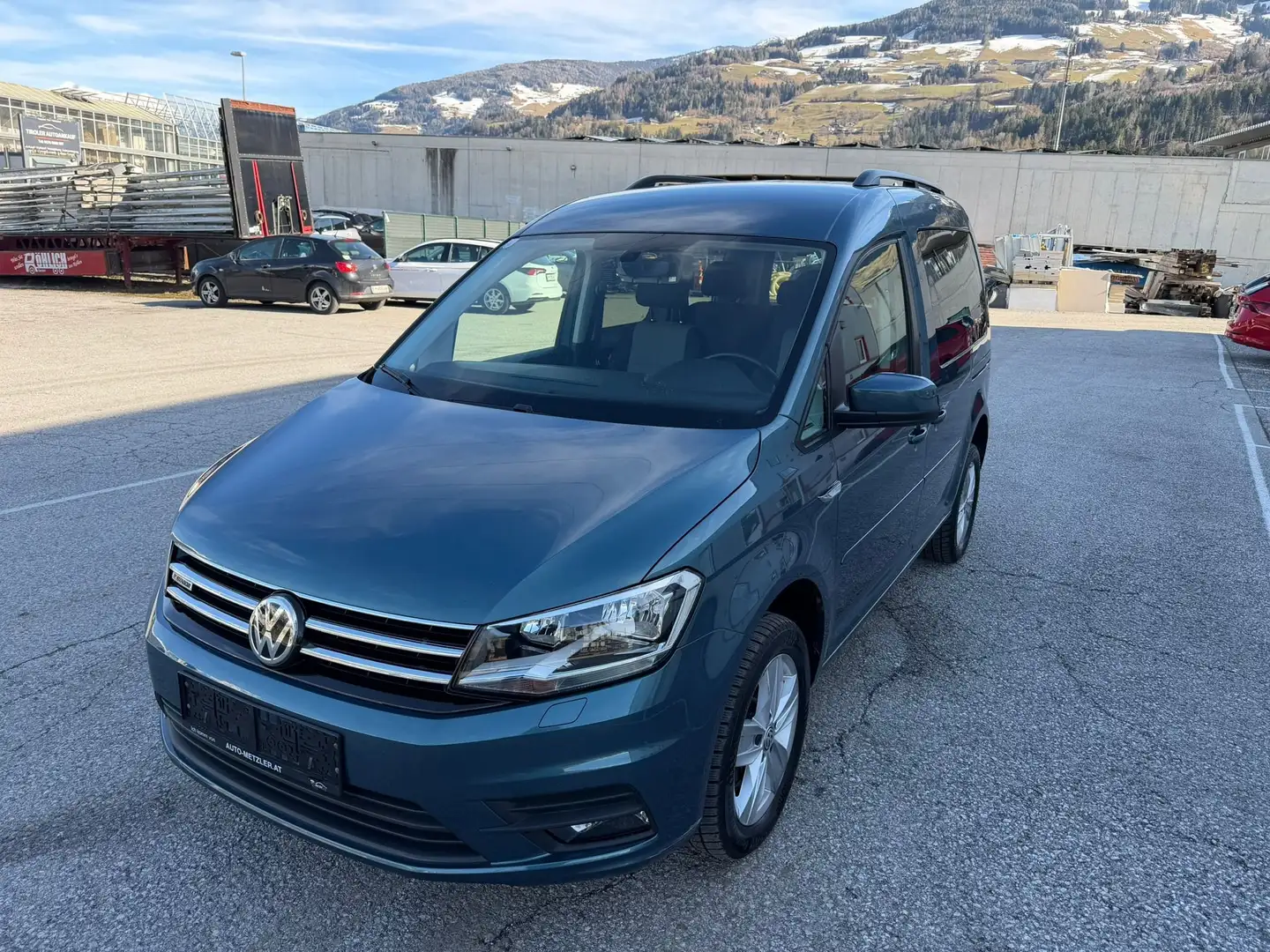 Volkswagen Caddy Comfortline BMT 4Motion Grün - 2