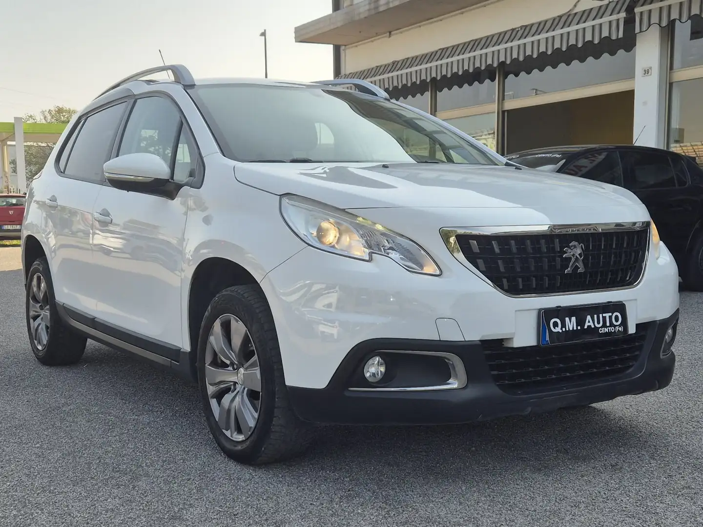 Peugeot 2008 BlueHDi 100 Active Wit - 1