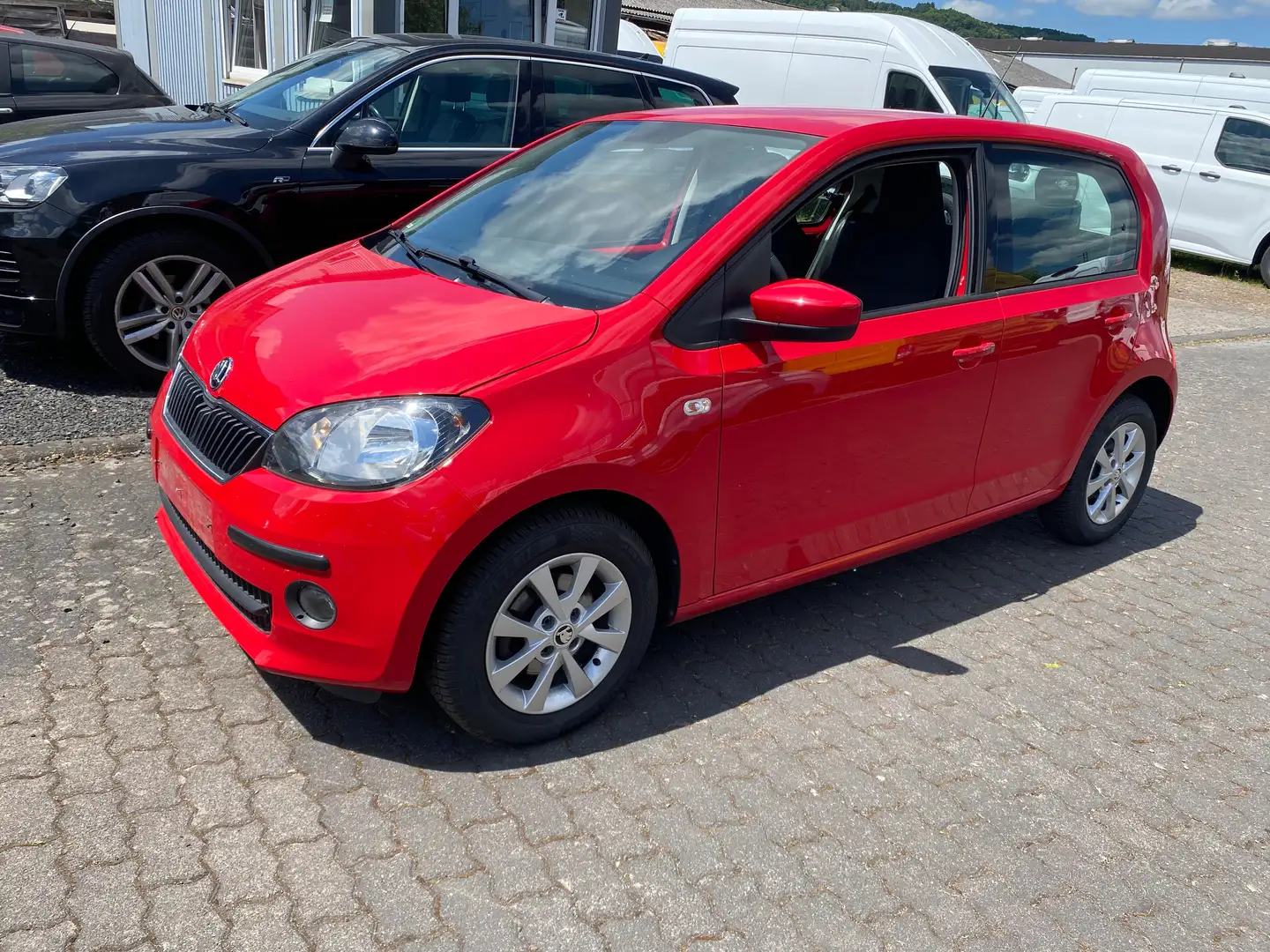 Volkswagen up! Automatik 5 Türig Inzahlungnahme möglich Rot - 1