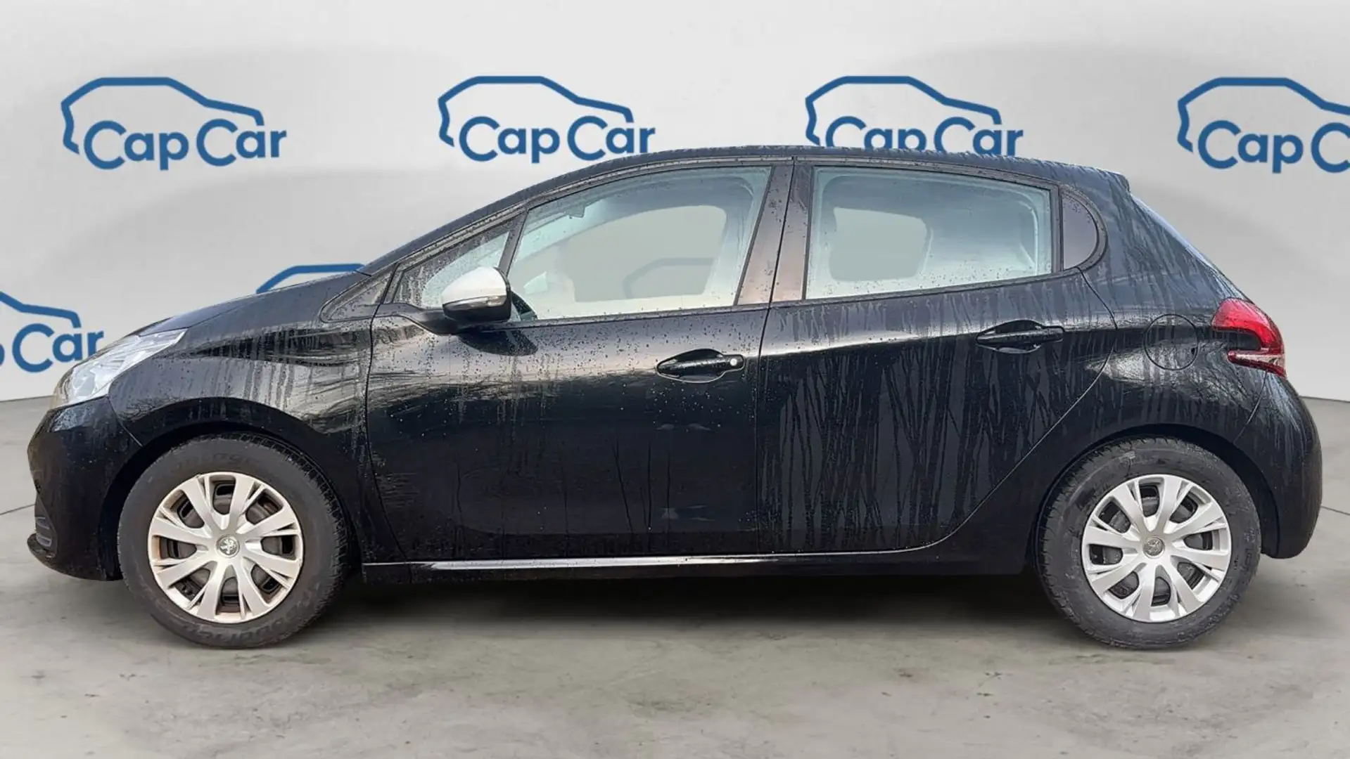 Peugeot 208 1.2 PureTech 82 Like Noir - 2