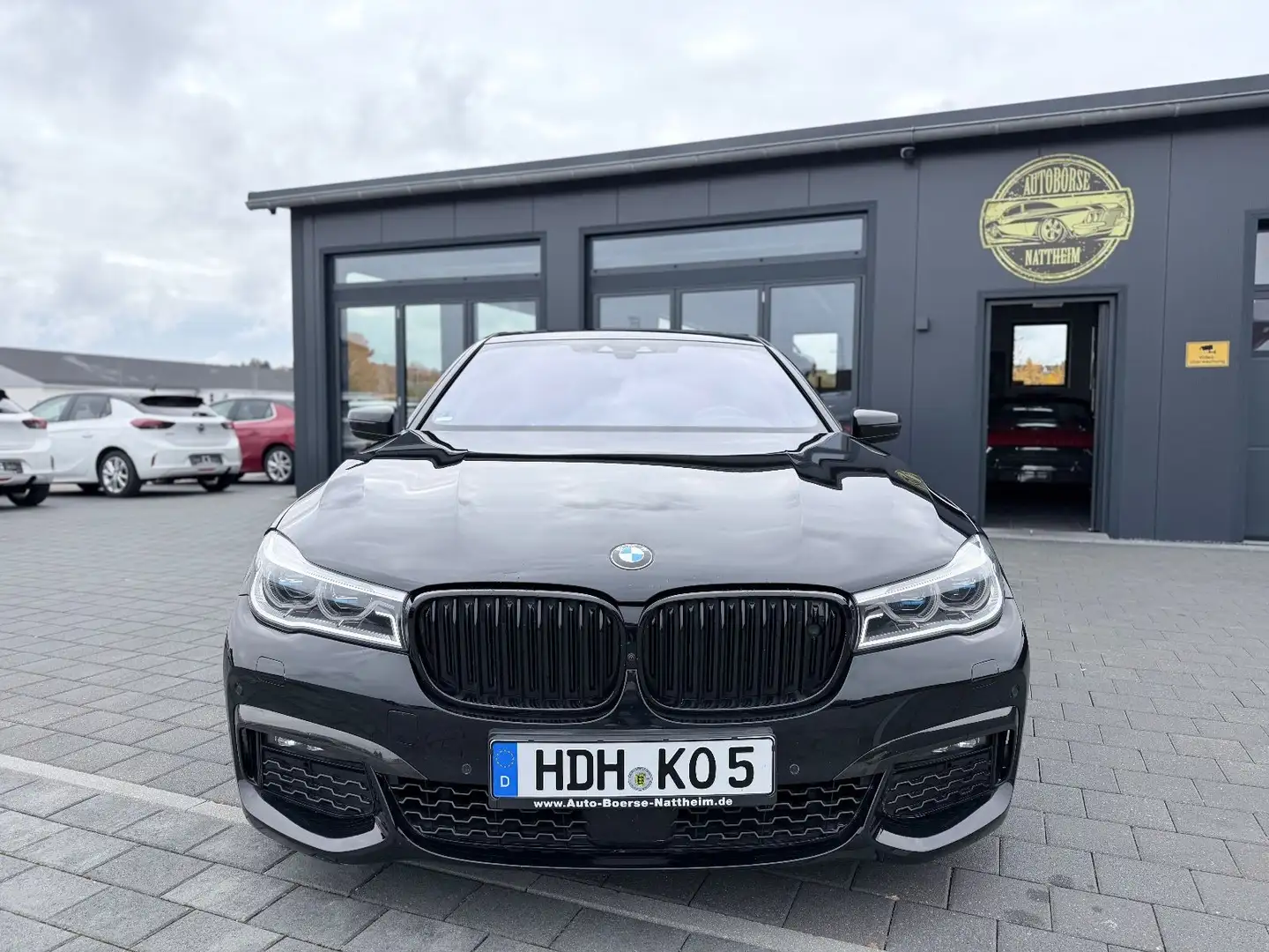 BMW 740 L d xDrive*VOLL* Schwarz - 2