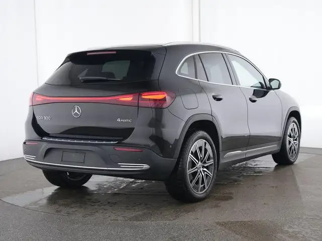 Mercedes-Benz EQA 300 4MATIC