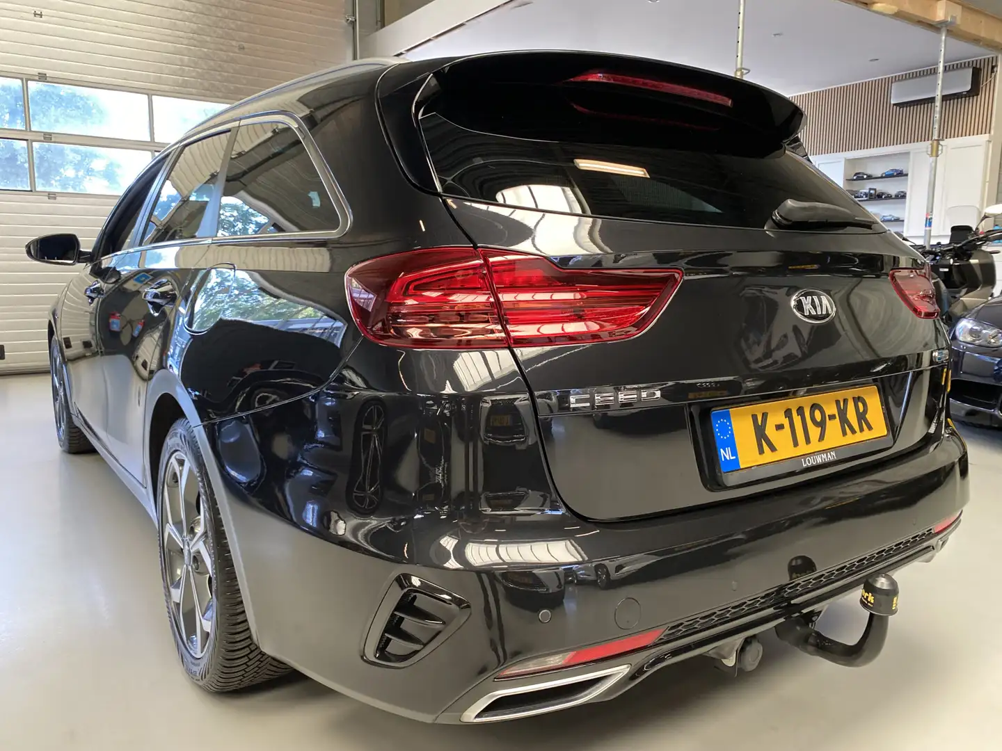 Kia Ceed SW / cee'd SW Sportswagon 1.6 GDI PHEV ExecutiveLine Pano, Carpl Noir - 2